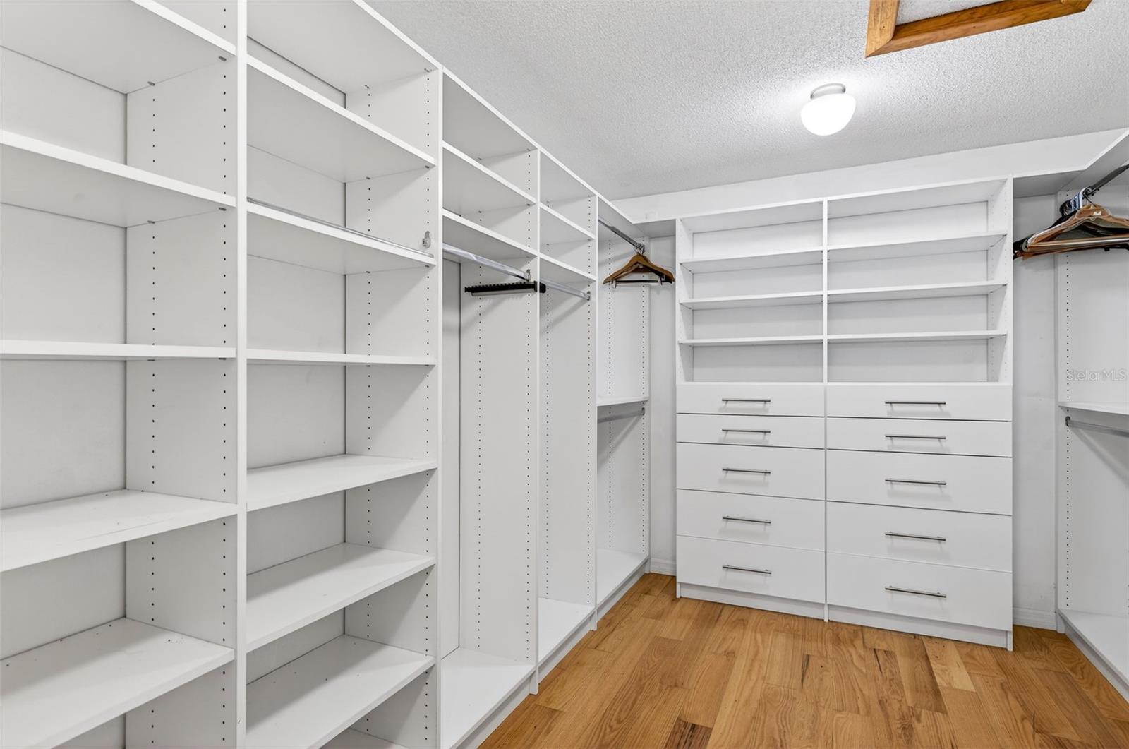 Image 29 of 60 For 1520 Keene Road