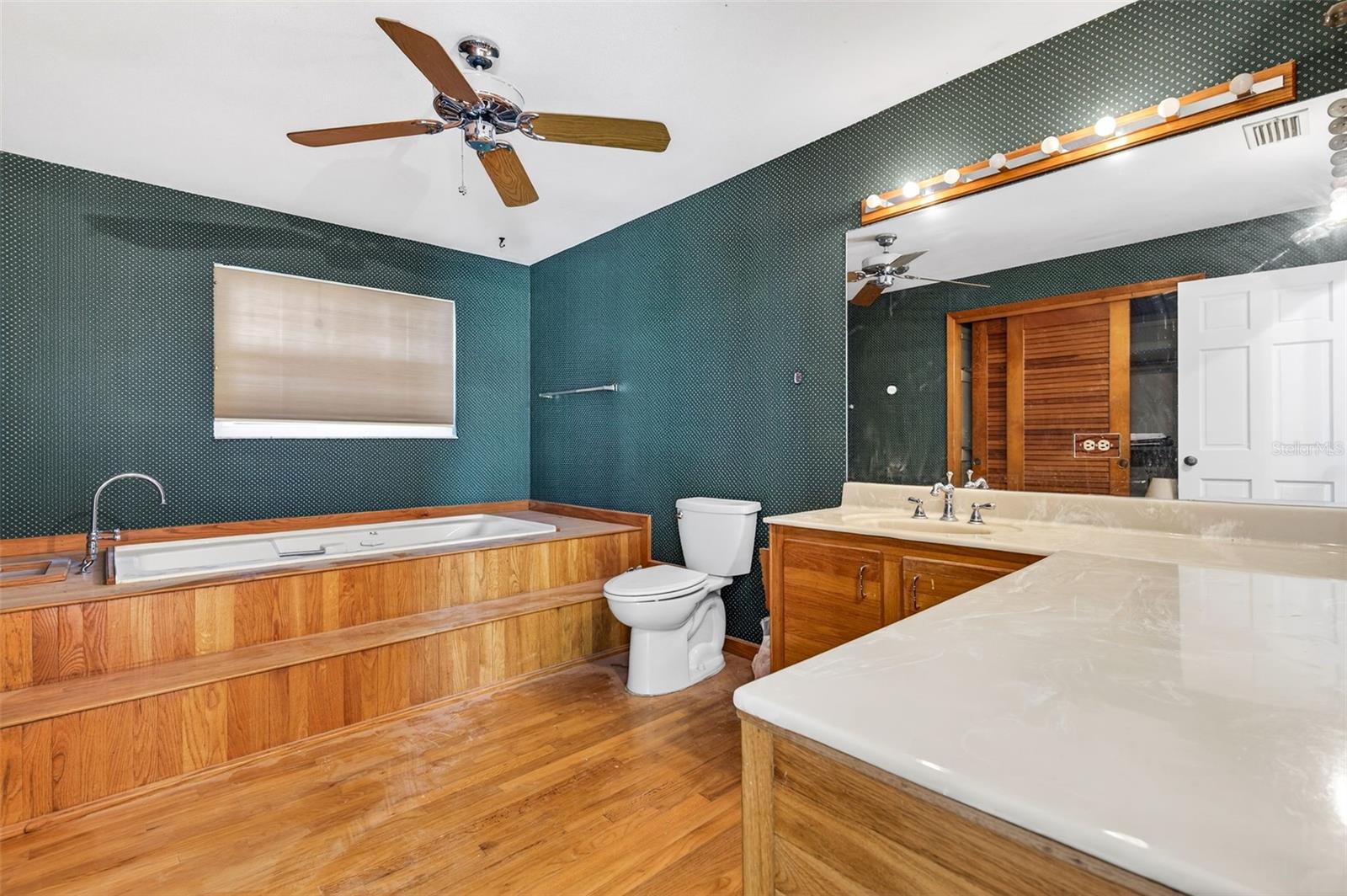 Image 38 of 60 For 1520 Keene Road