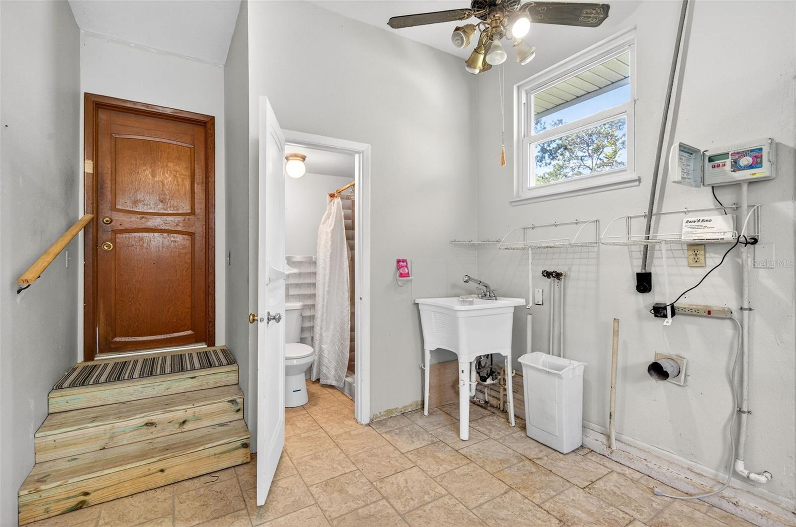 Image 39 of 60 For 1520 Keene Road