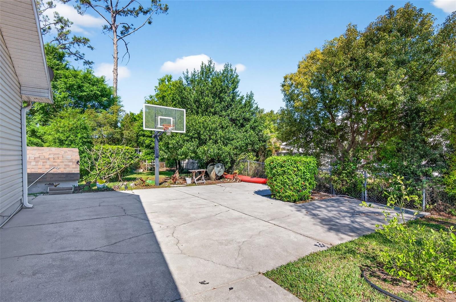 Image 52 of 60 For 1520 Keene Road