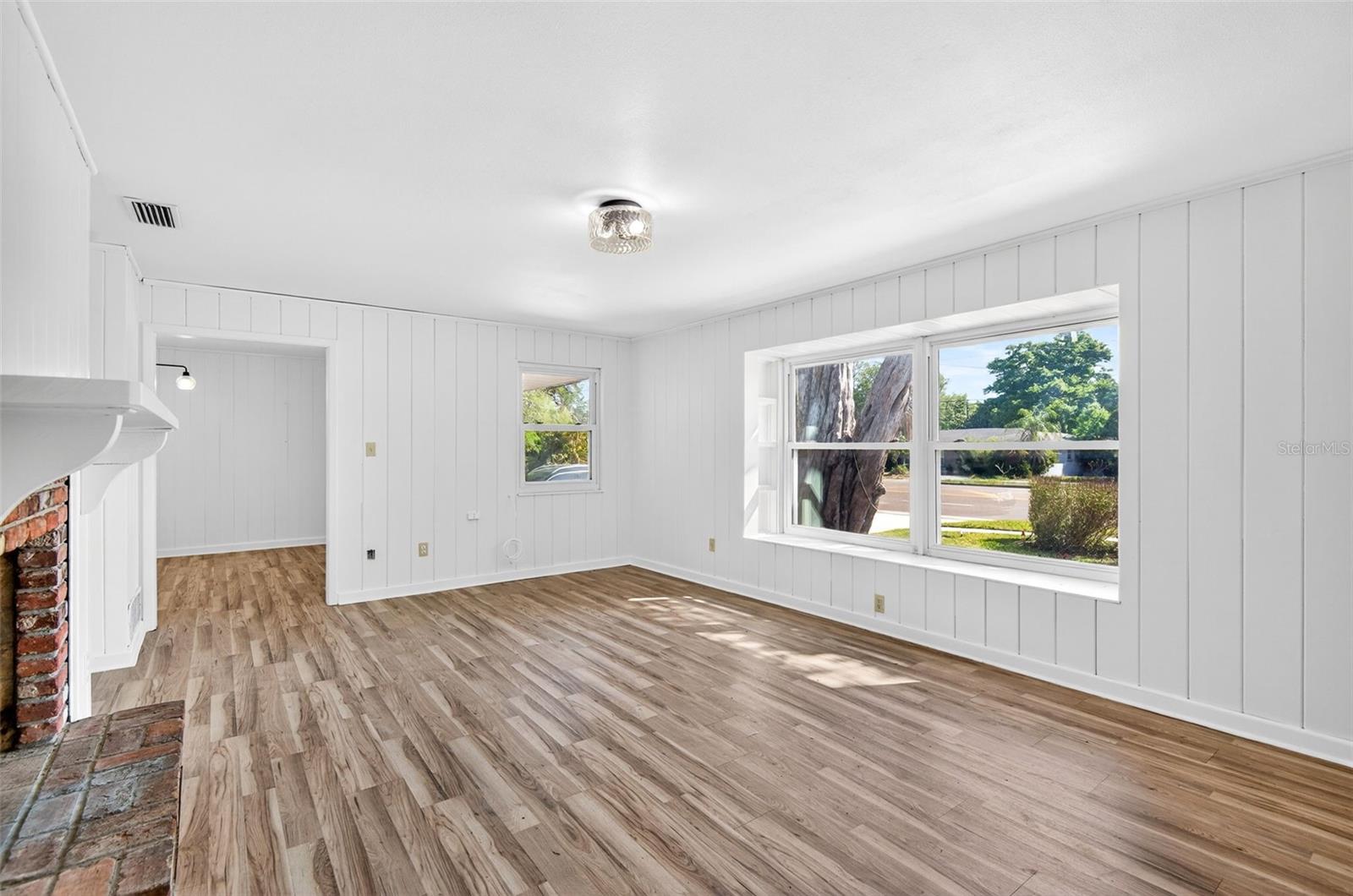 Image 6 of 60 For 1520 Keene Road