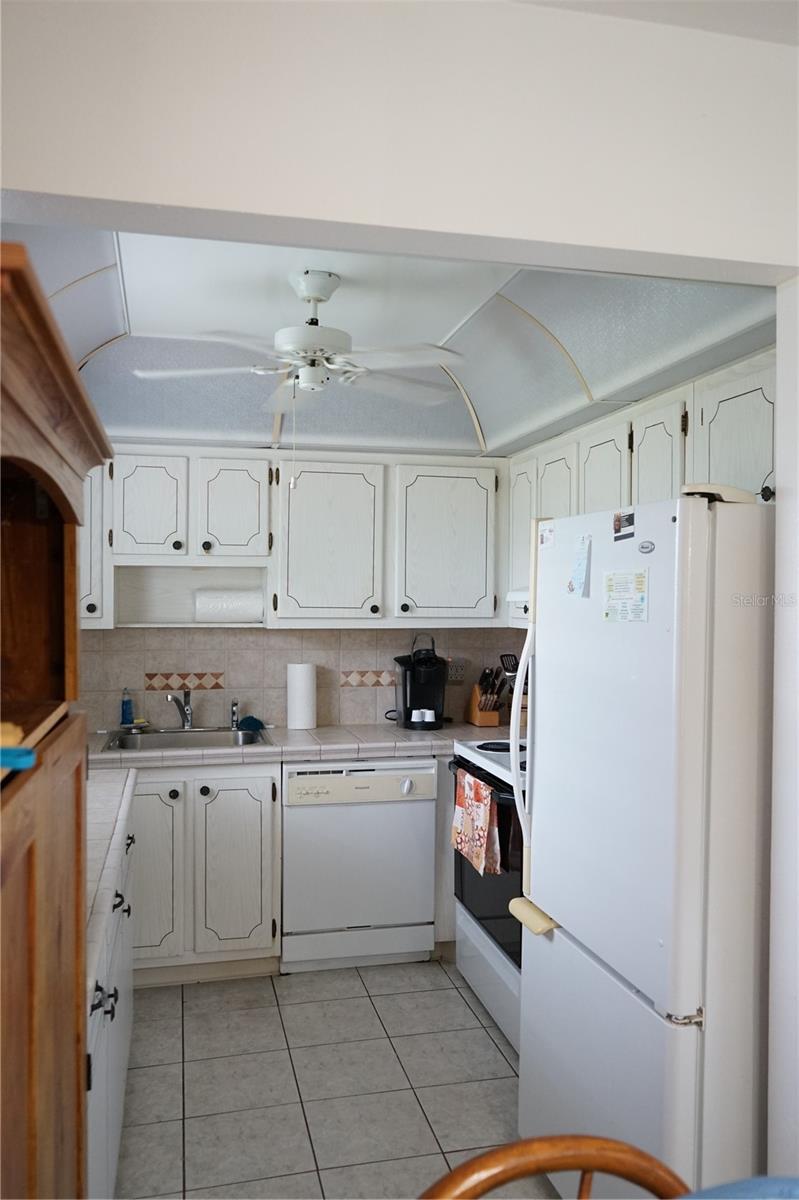 Image 10 of 50 For 101 Cambridge Trl  205