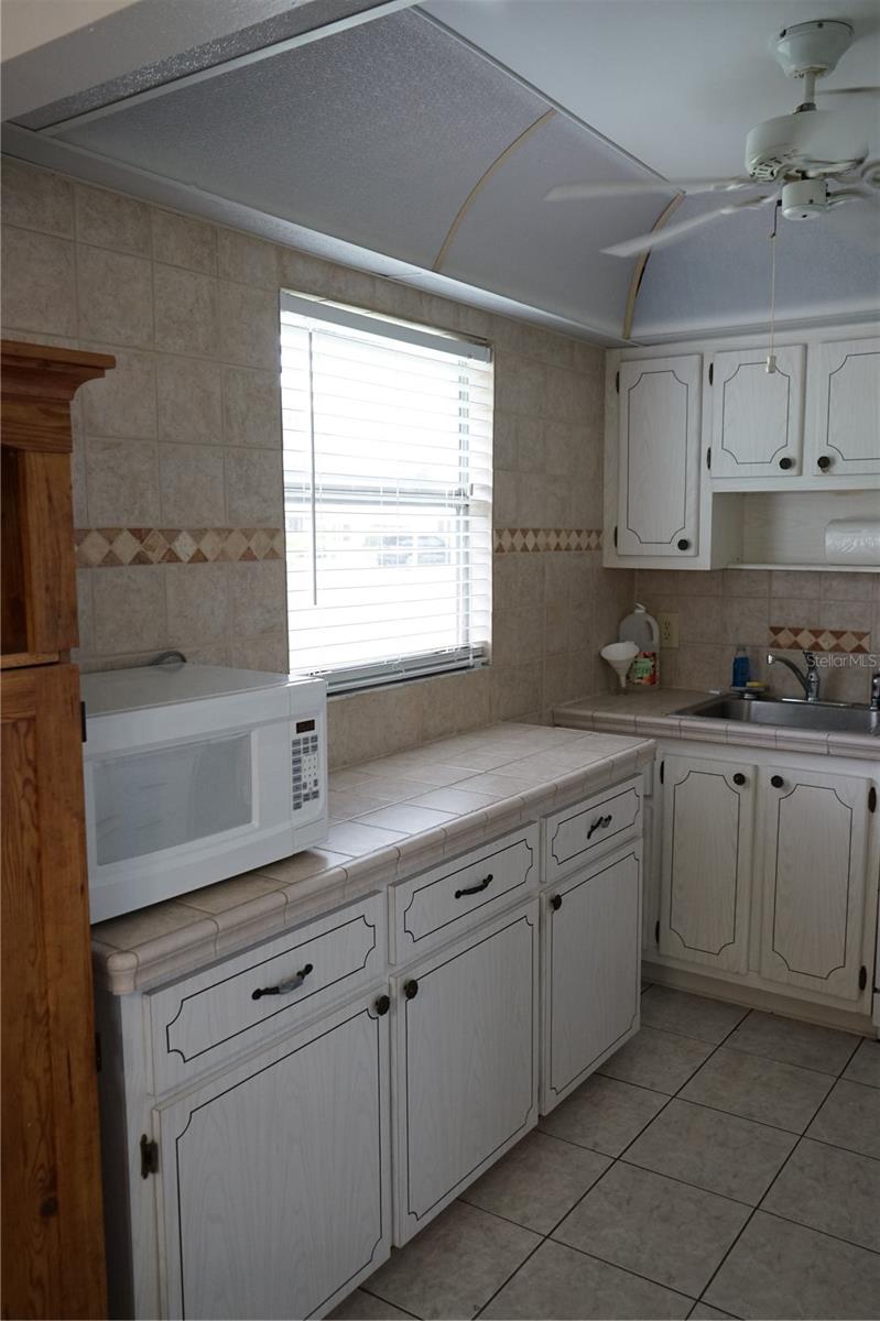 Image 11 of 50 For 101 Cambridge Trl  205