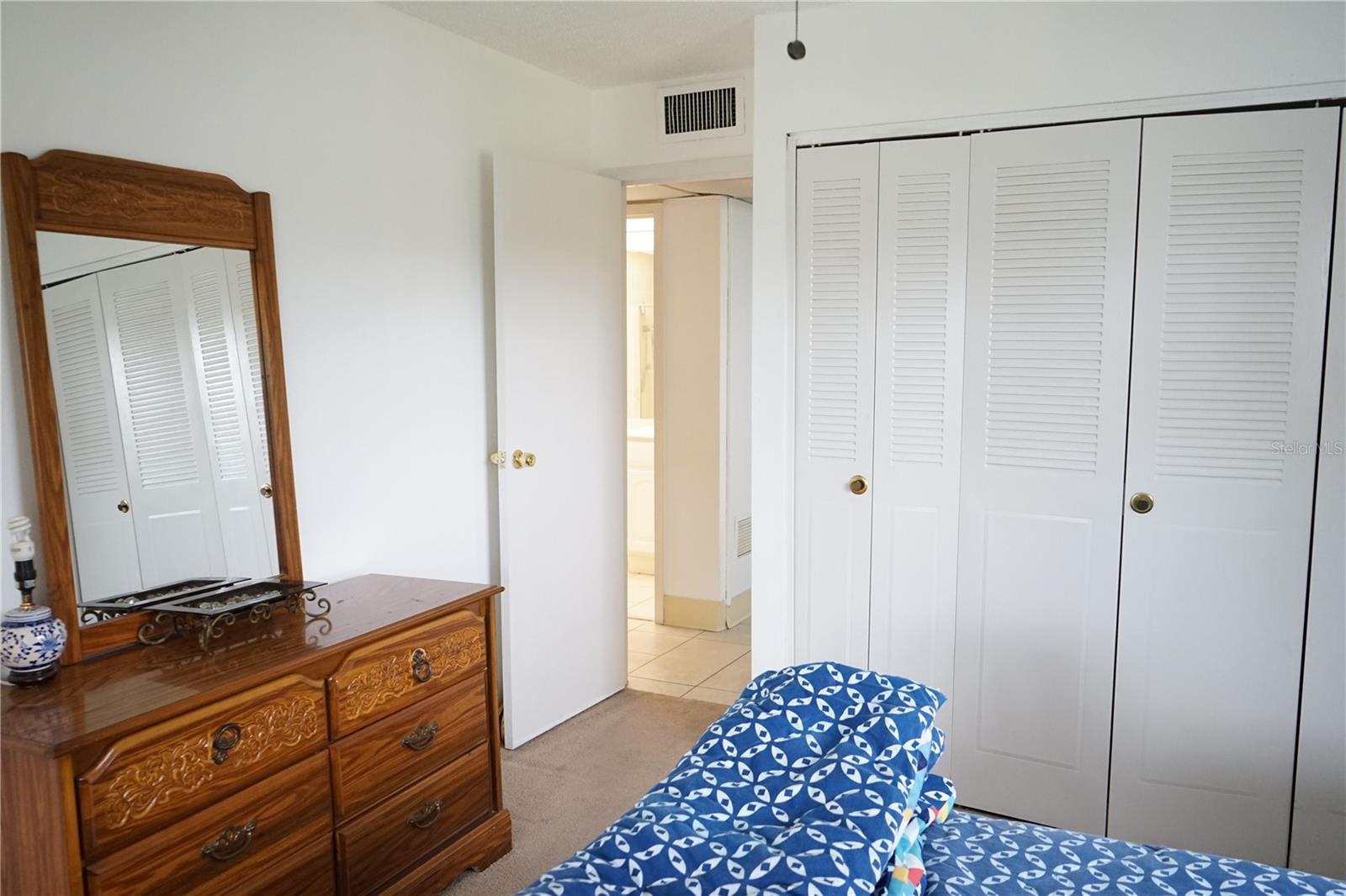 Image 21 of 50 For 101 Cambridge Trl  205