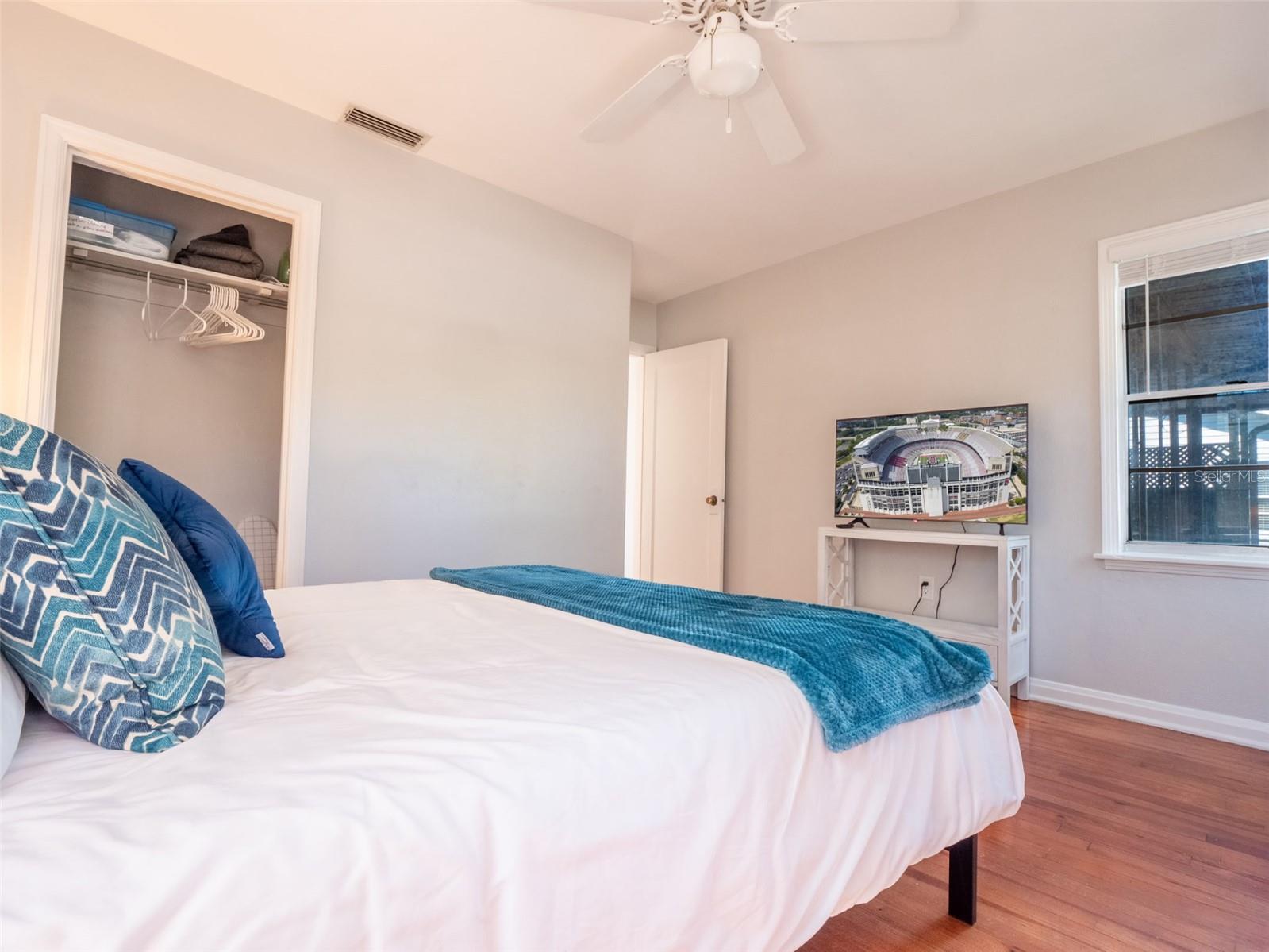 Image 20 of 38 For 1445 Pine Street