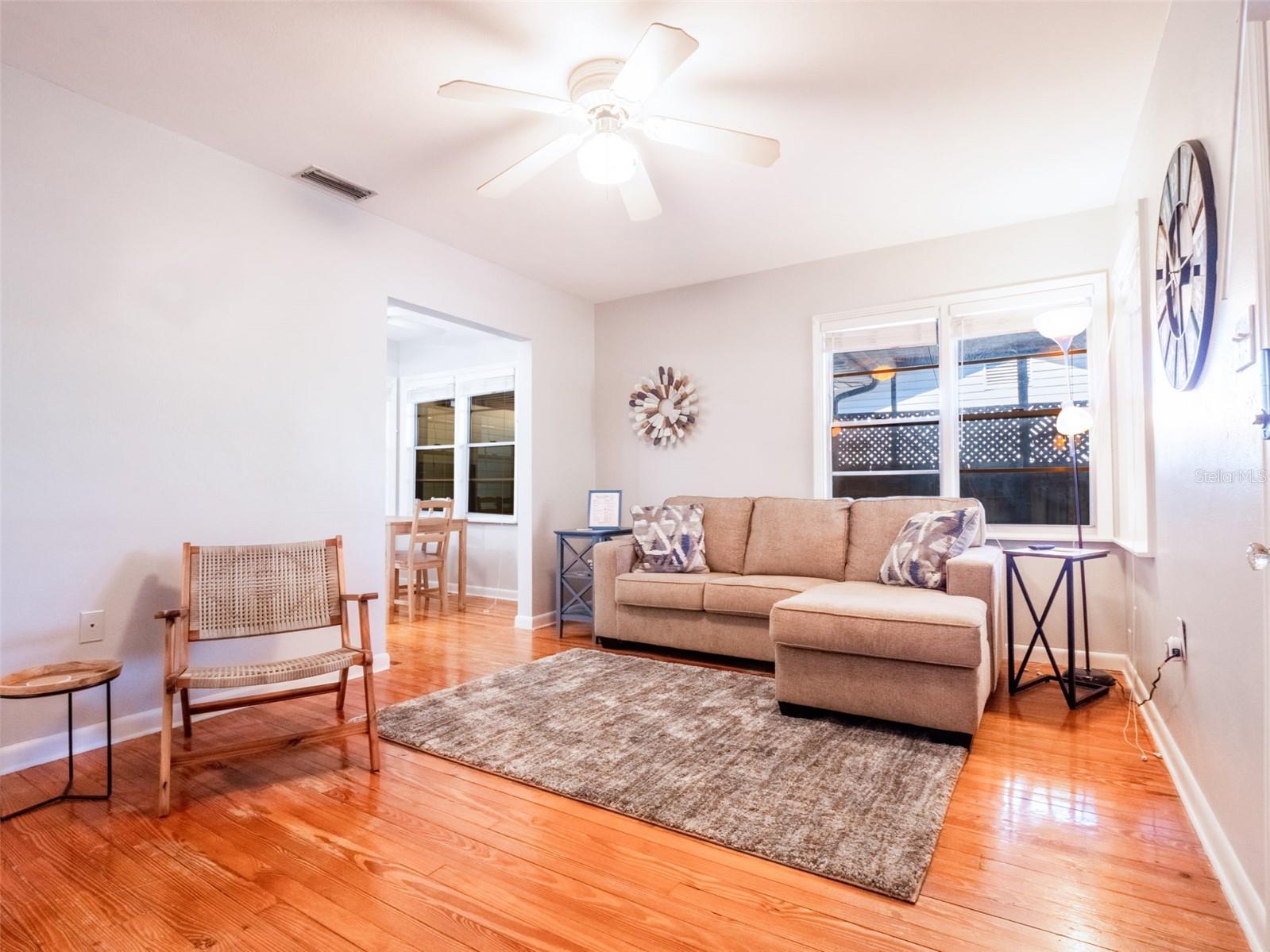 Image 6 of 38 For 1445 Pine Street