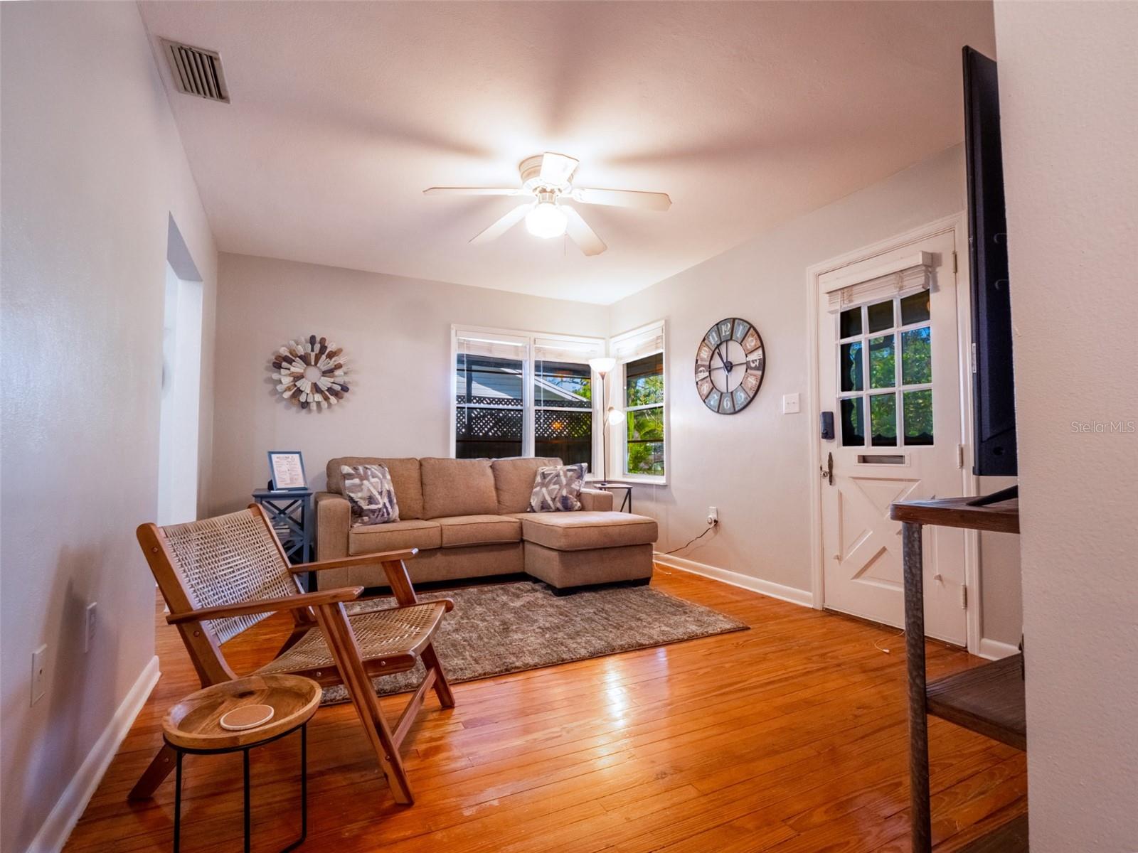 Image 8 of 38 For 1445 Pine Street