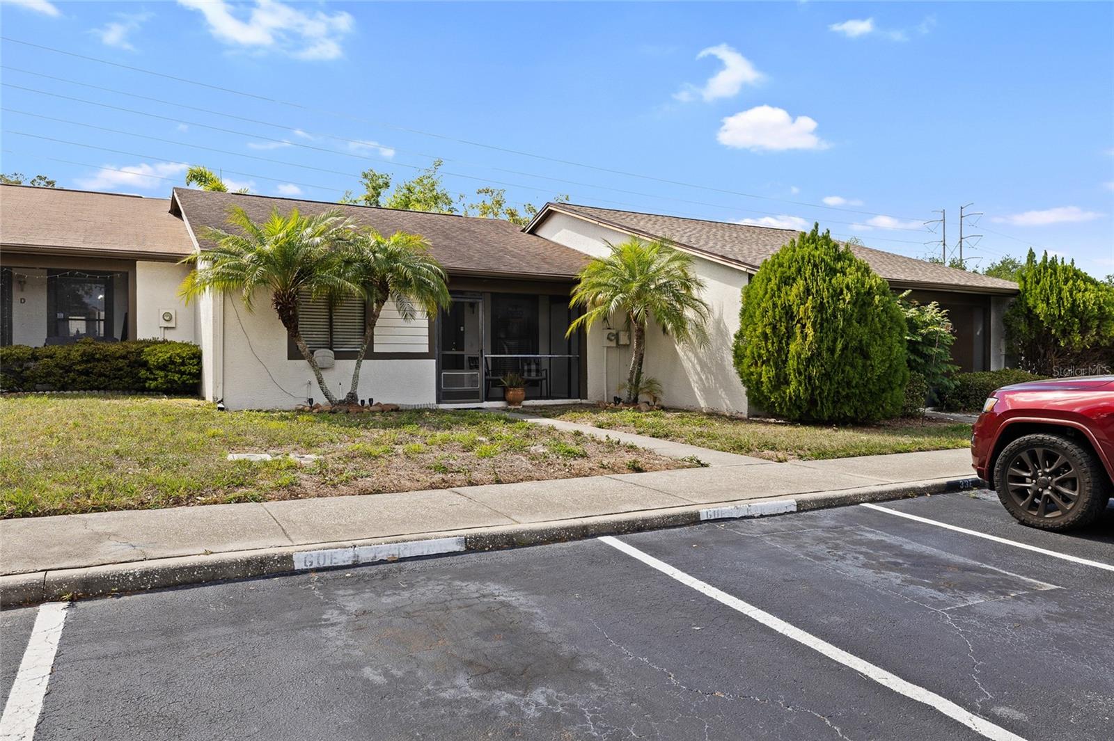 Image 4 of 30 For 2130 Bancroft Place E