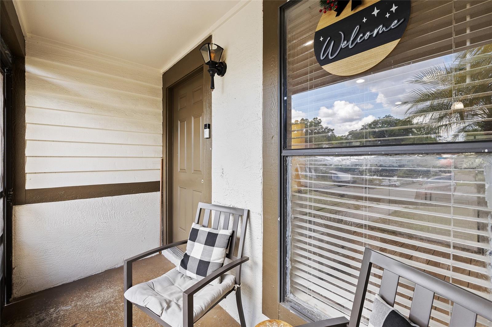 Image 6 of 30 For 2130 Bancroft Place E