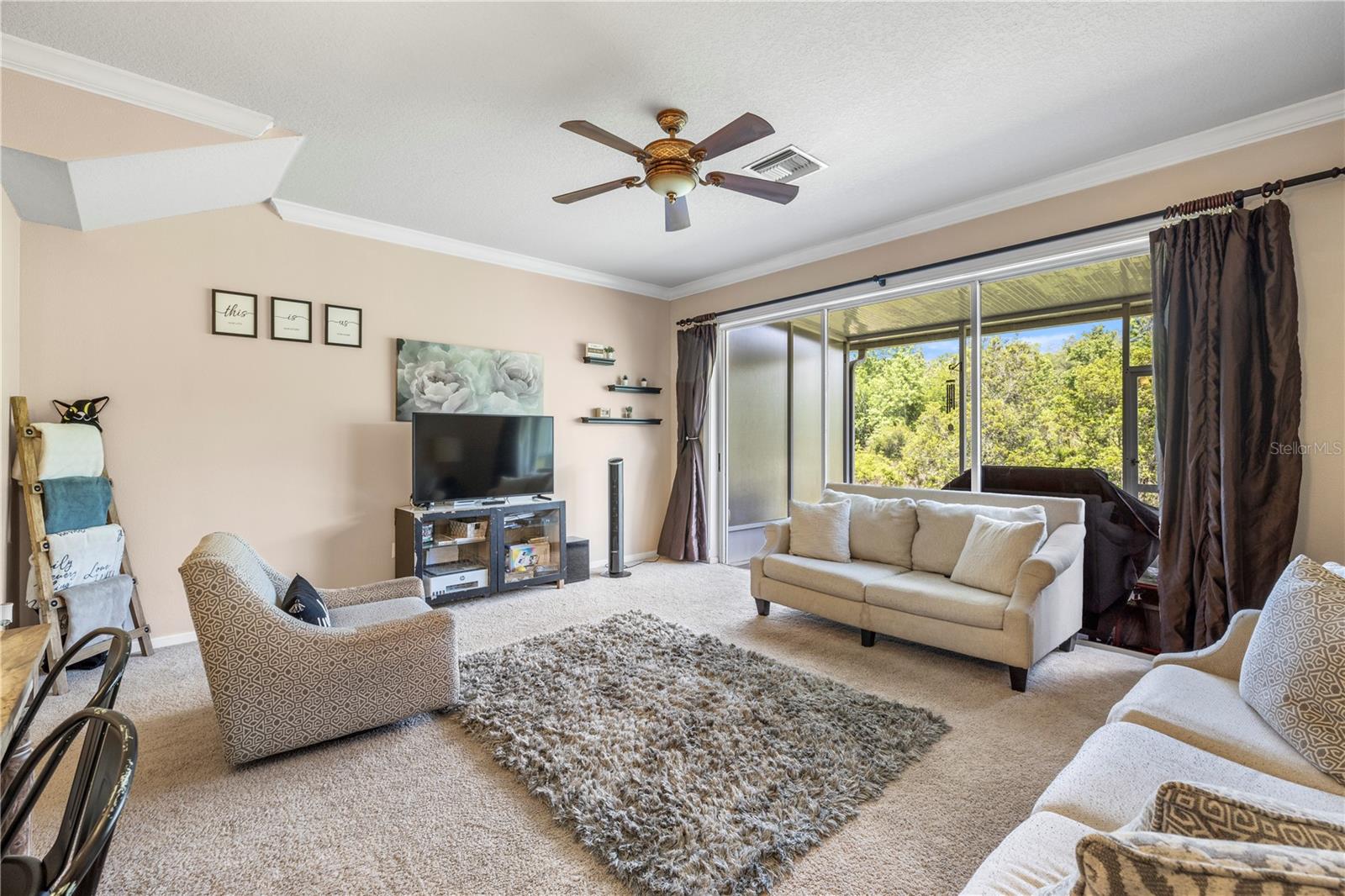 Image 12 of 57 For 26645 Castleview Way