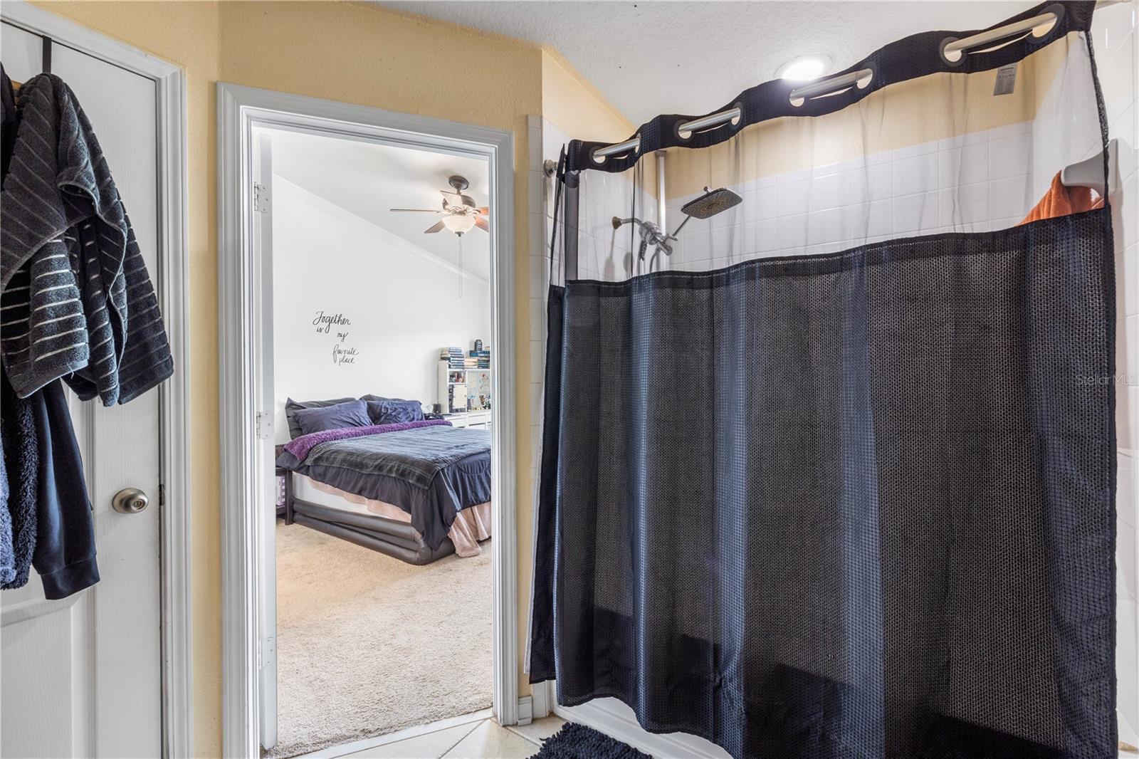 Image 22 of 57 For 26645 Castleview Way