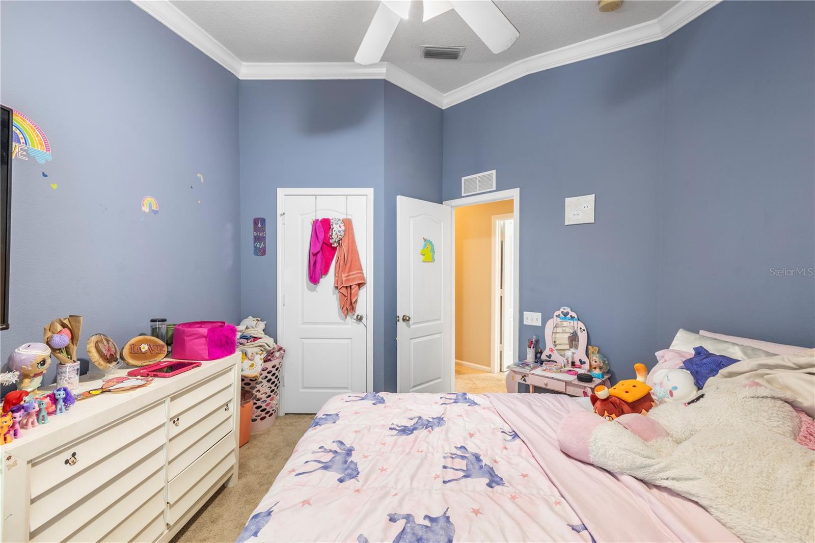 Image 27 of 57 For 26645 Castleview Way