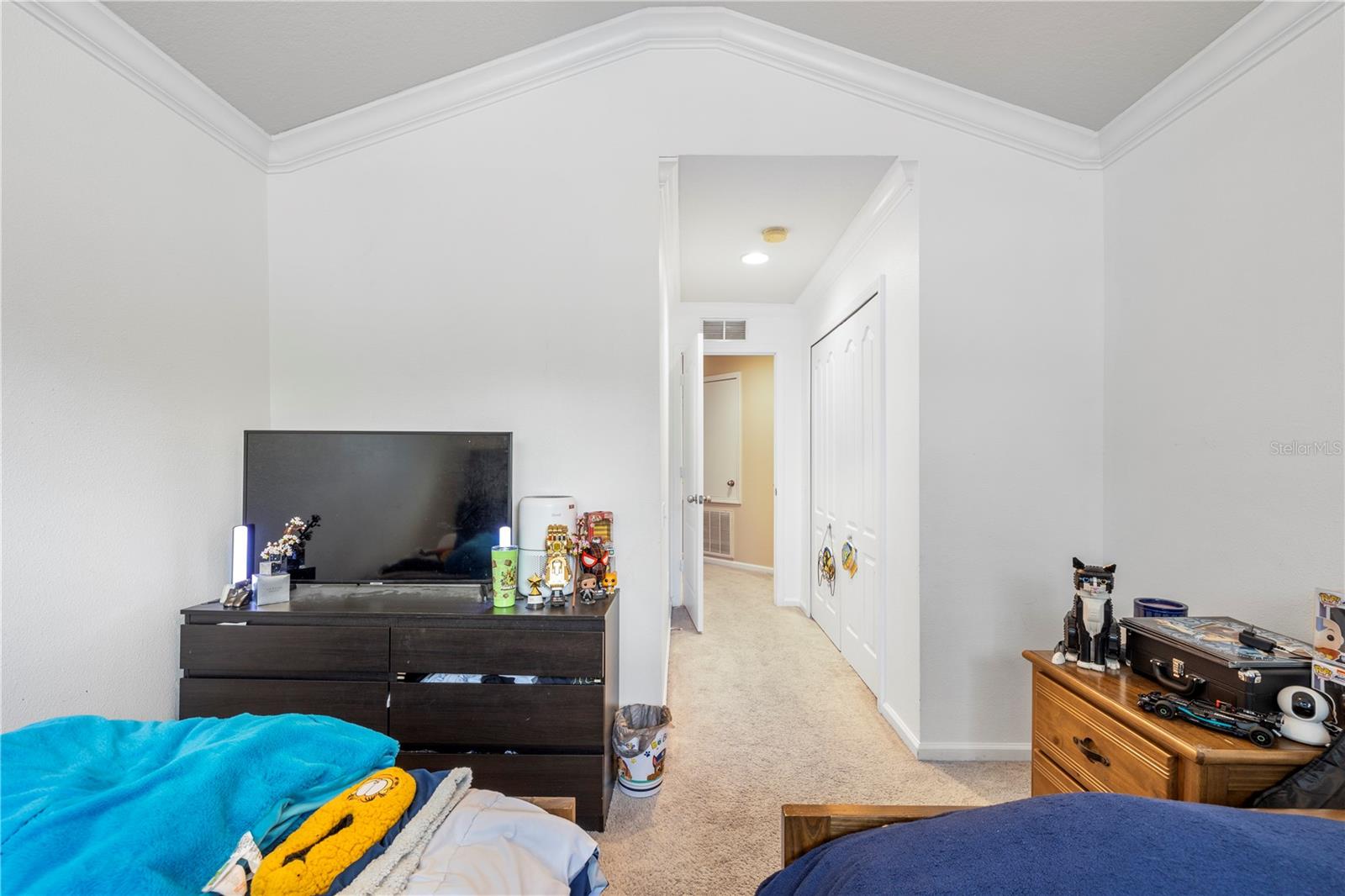 Image 30 of 57 For 26645 Castleview Way