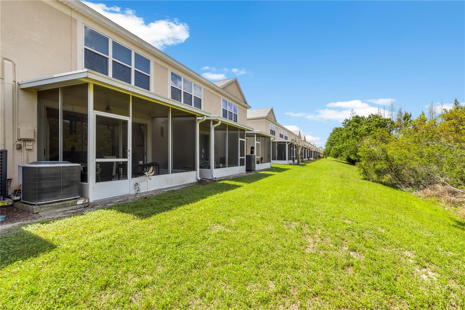 Image 33 of 57 For 26645 Castleview Way