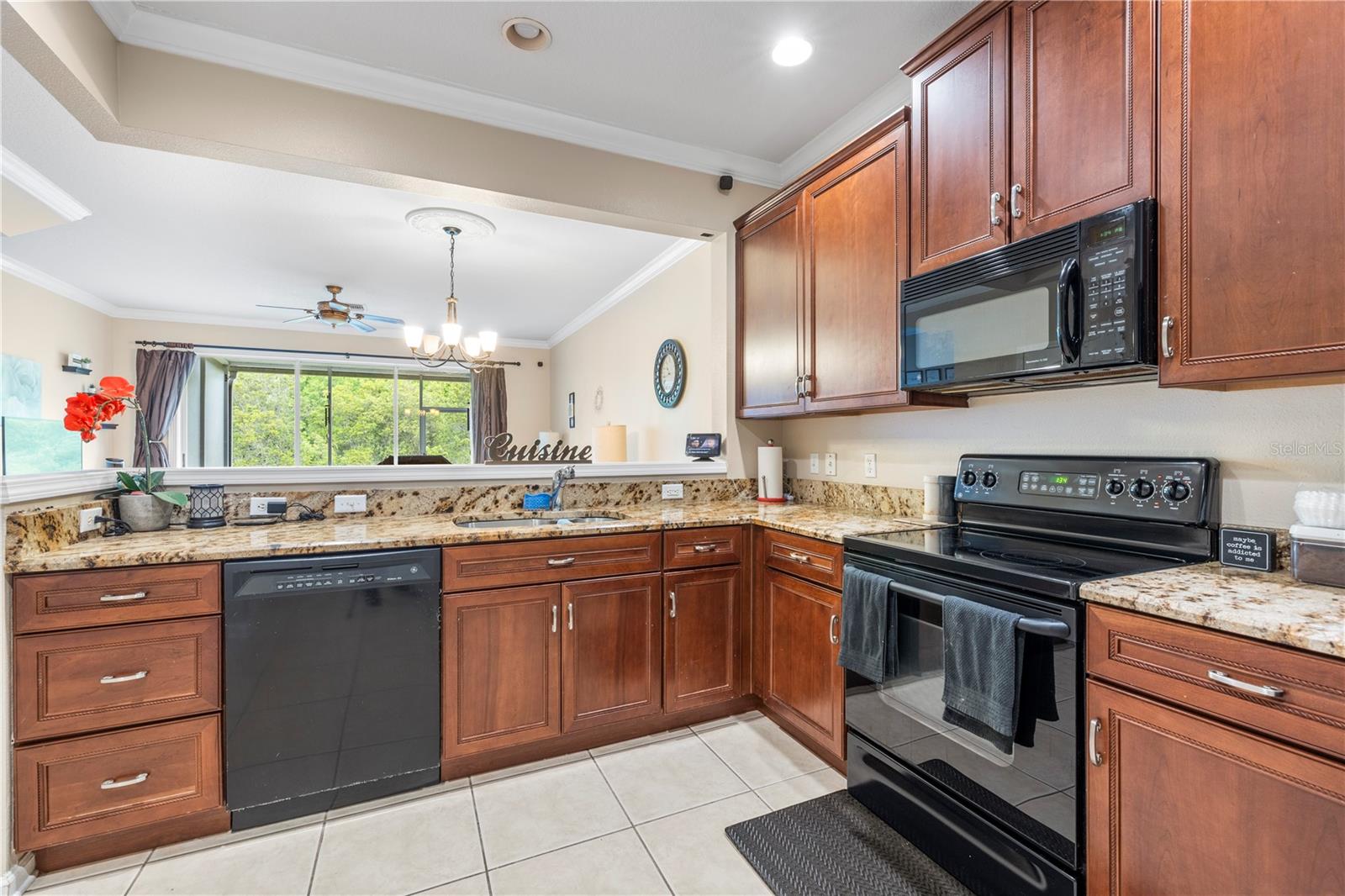 Image 5 of 57 For 26645 Castleview Way