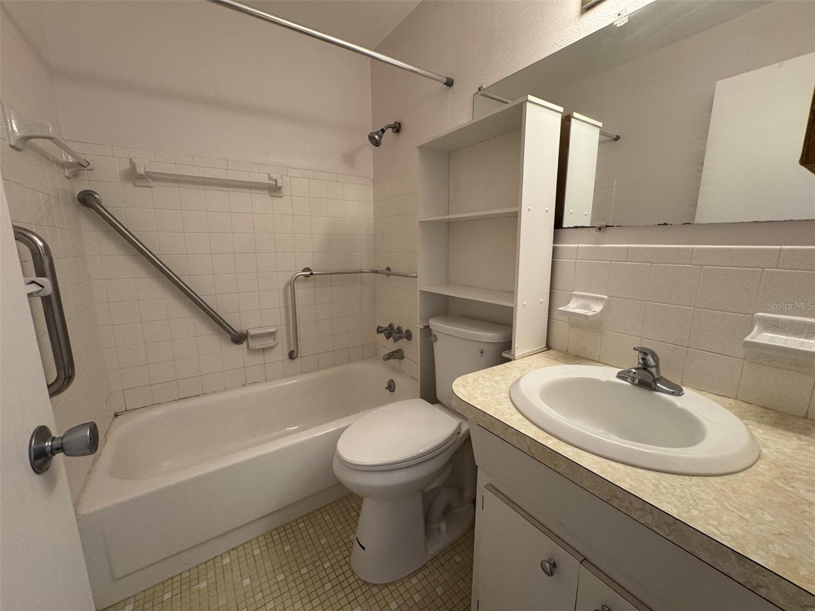 Image 9 of 62 For 2040 World Parkway Boulevard 12