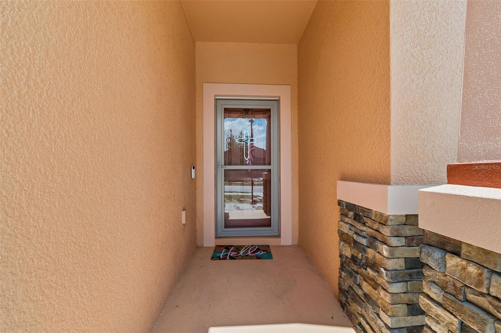 Image 4 of 47 For 15521 Stone House Drive