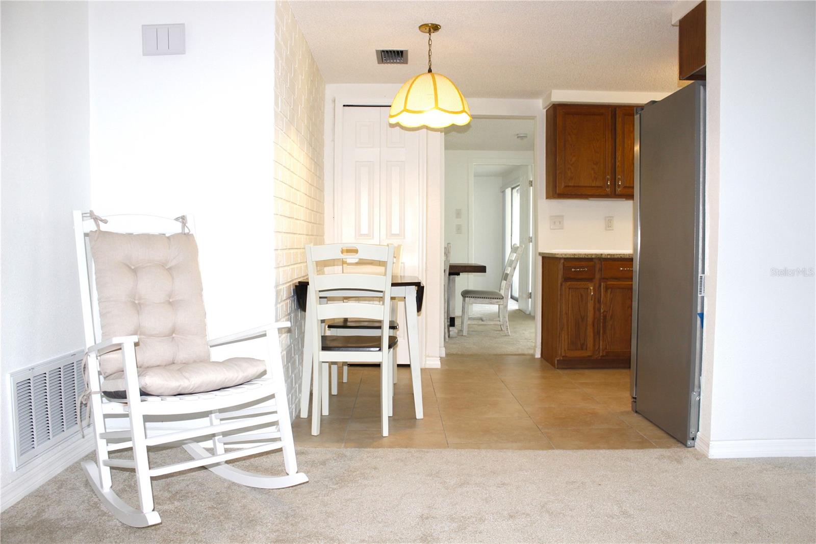 Listing photo id 14 for 3407 Honeymoon Lane