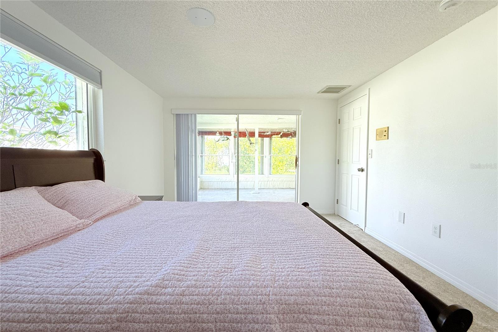 Listing photo id 31 for 3407 Honeymoon Lane