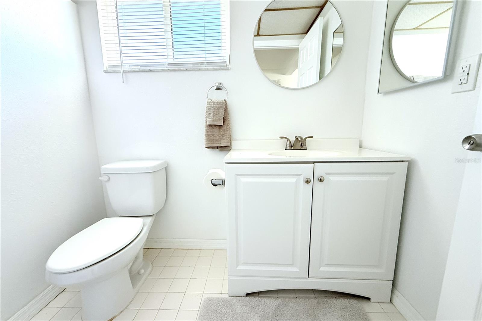 Listing photo id 35 for 3407 Honeymoon Lane