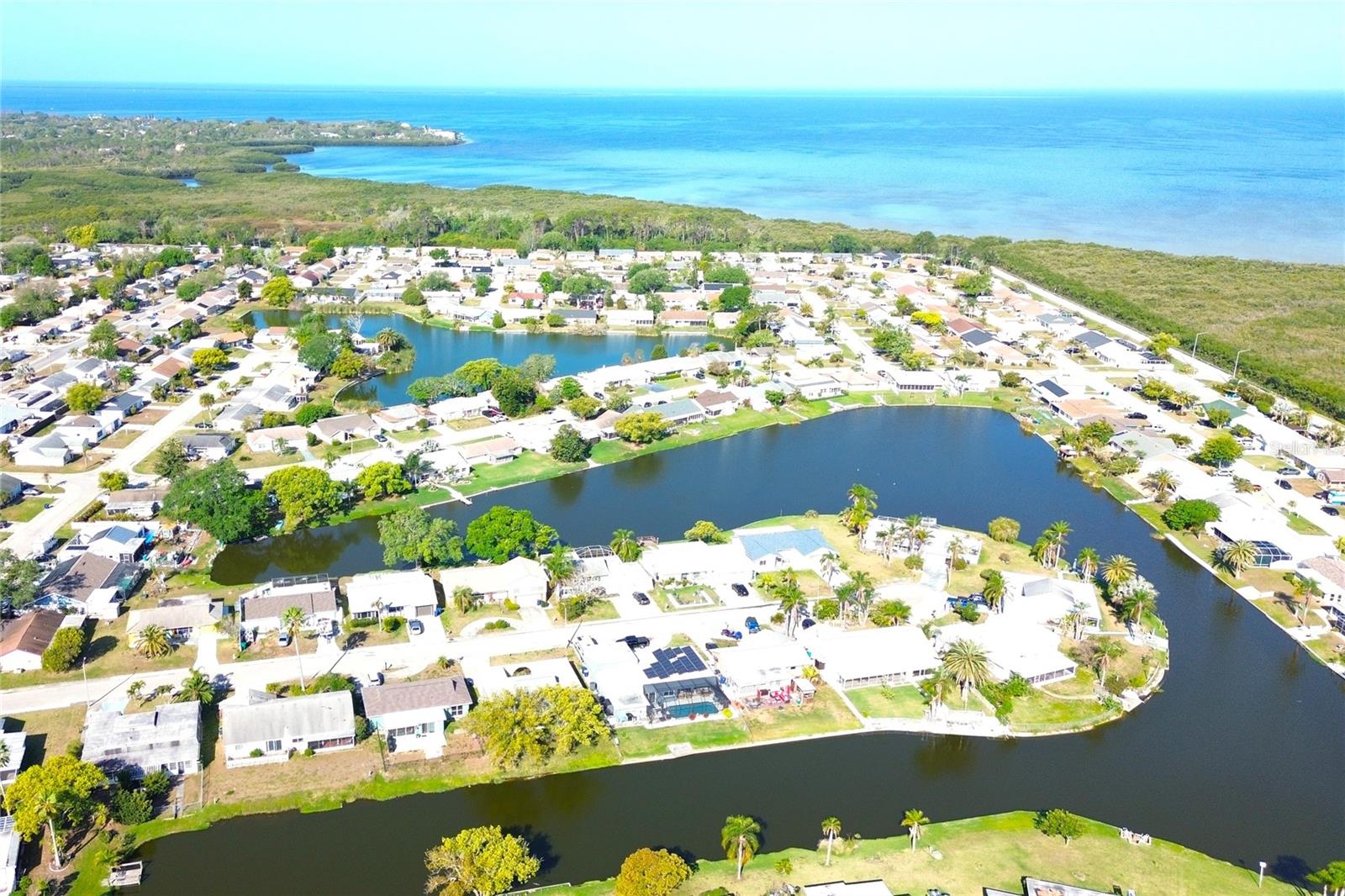 Listing photo id 52 for 3407 Honeymoon Lane