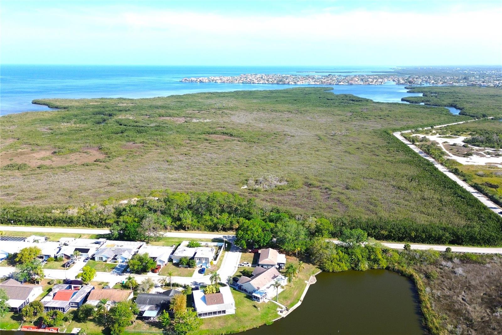 Listing photo id 54 for 3407 Honeymoon Lane