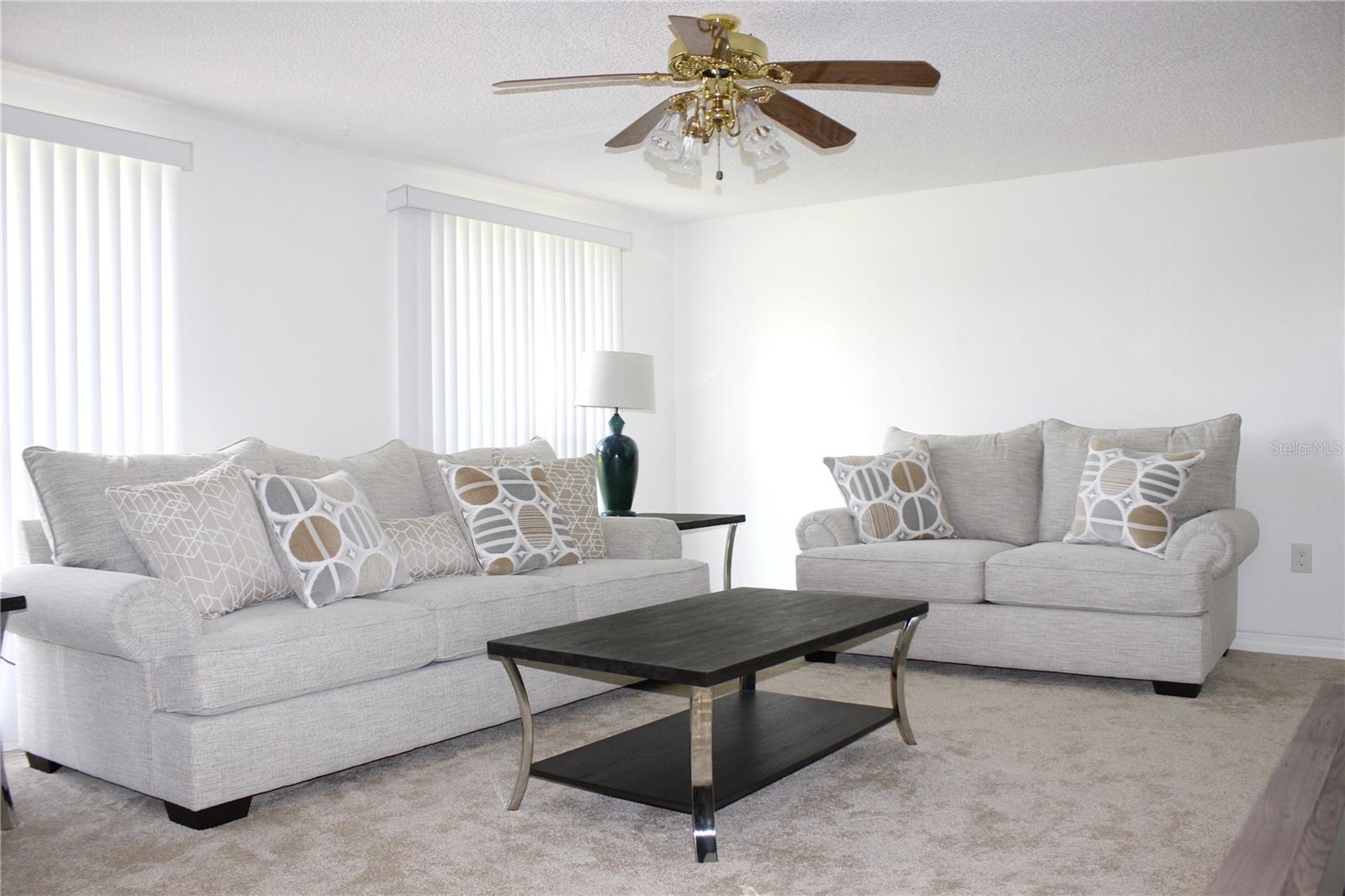 Listing photo id 5 for 3407 Honeymoon Lane