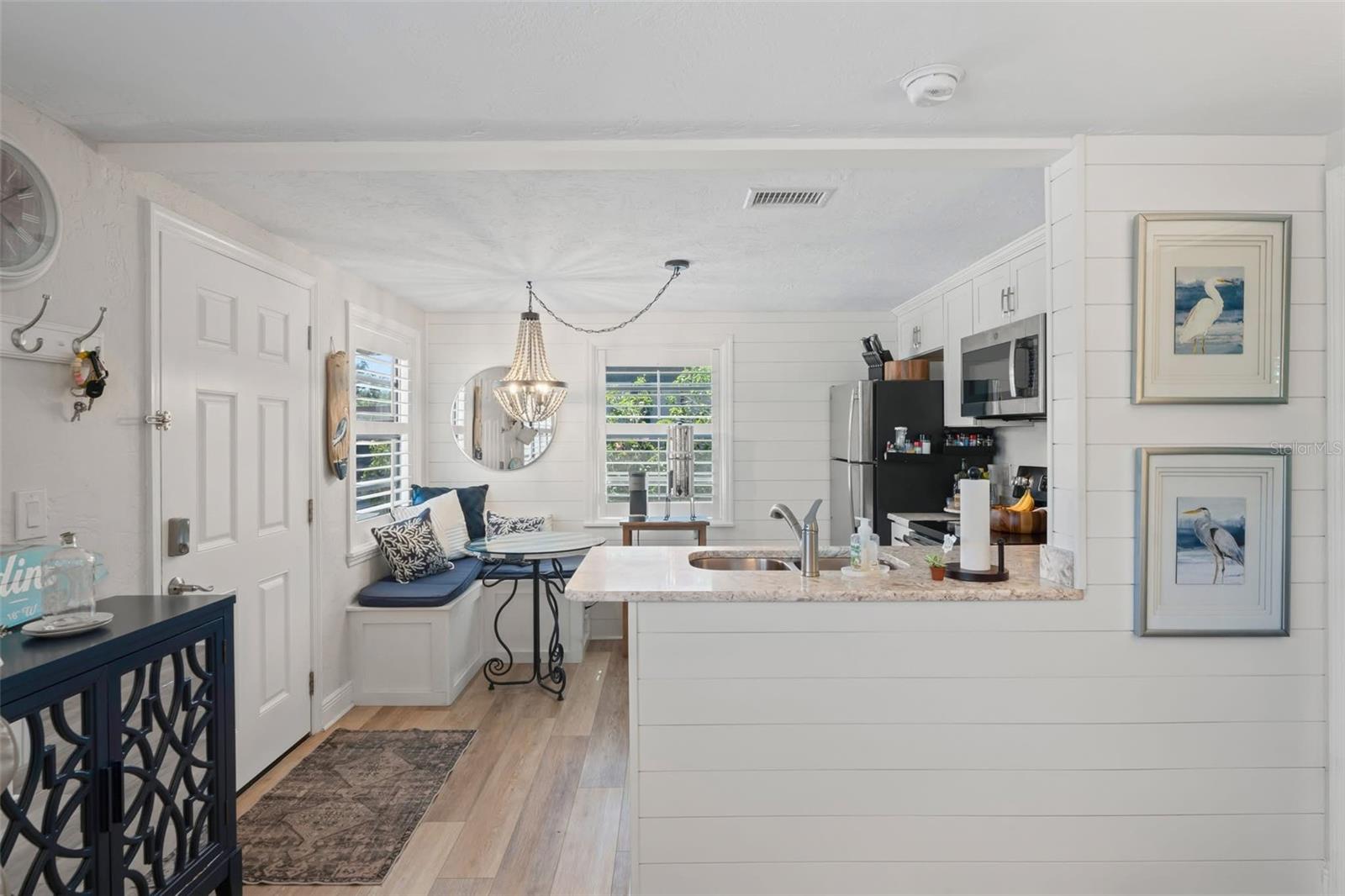 Image 11 of 12 For 1980 Tahitian Place 39