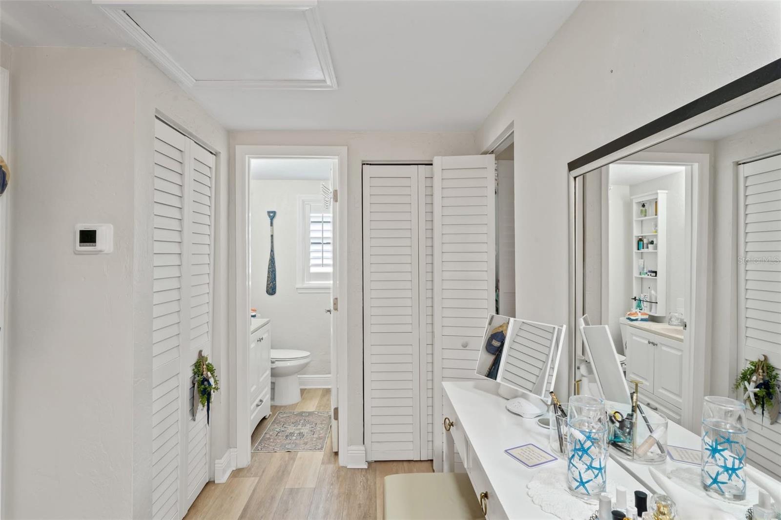 Image 5 of 12 For 1980 Tahitian Place 39