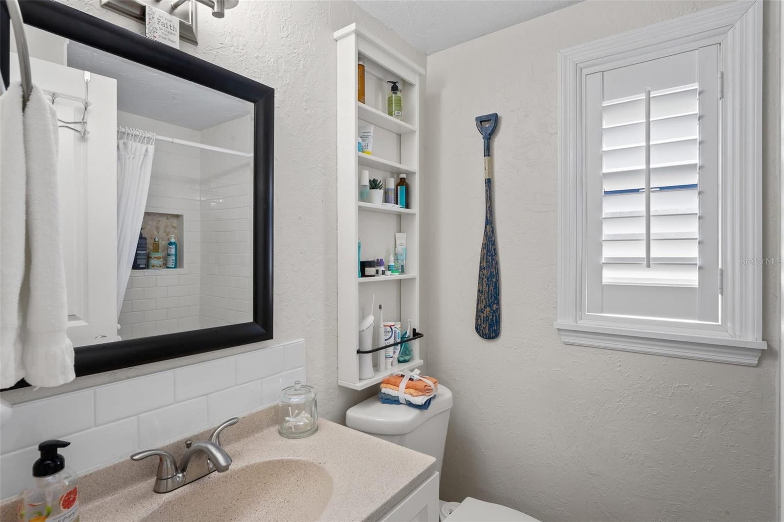 Image 7 of 12 For 1980 Tahitian Place 39