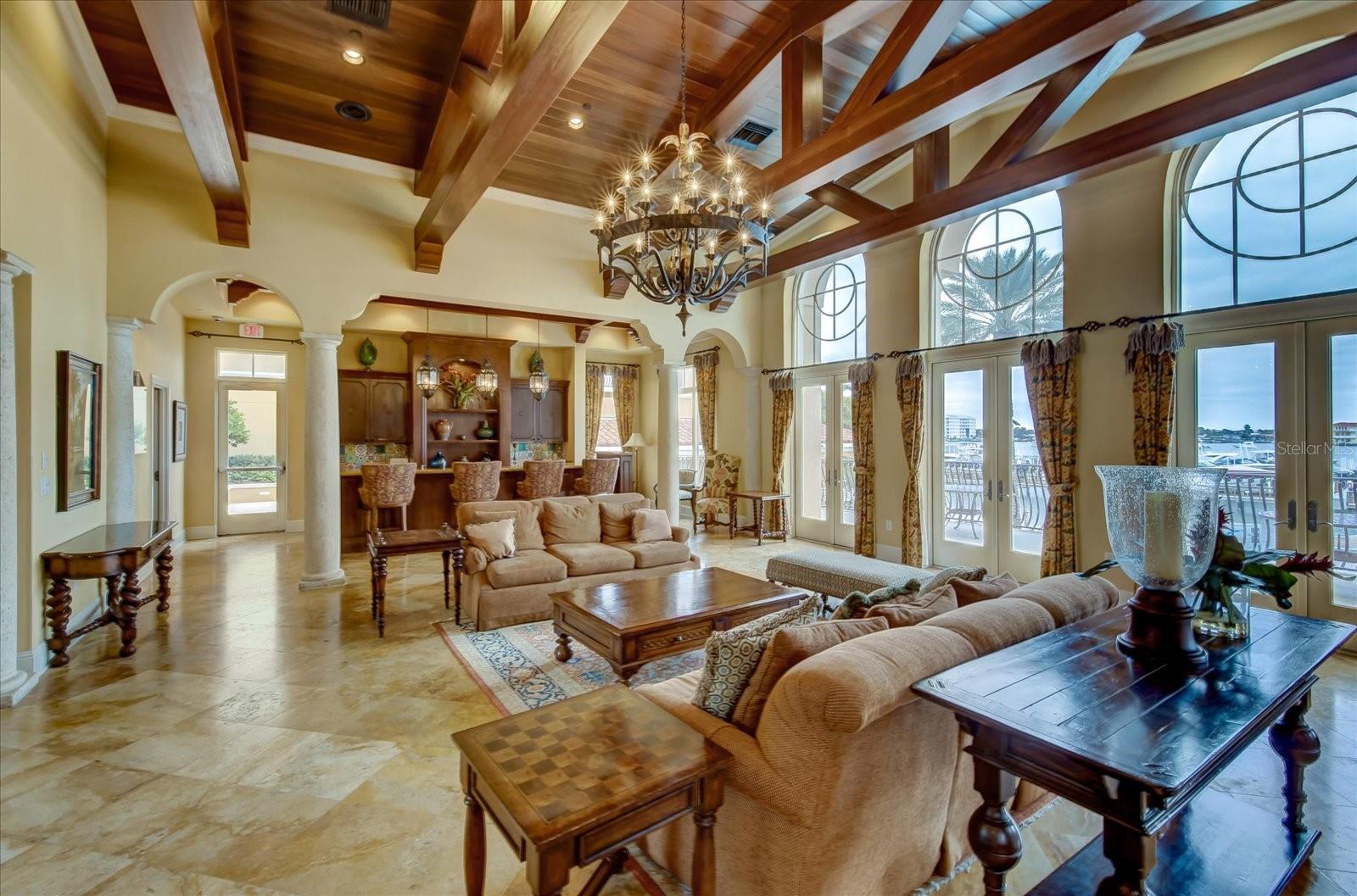 Image 38 of 48 For 521 Mandalay Avenue 701