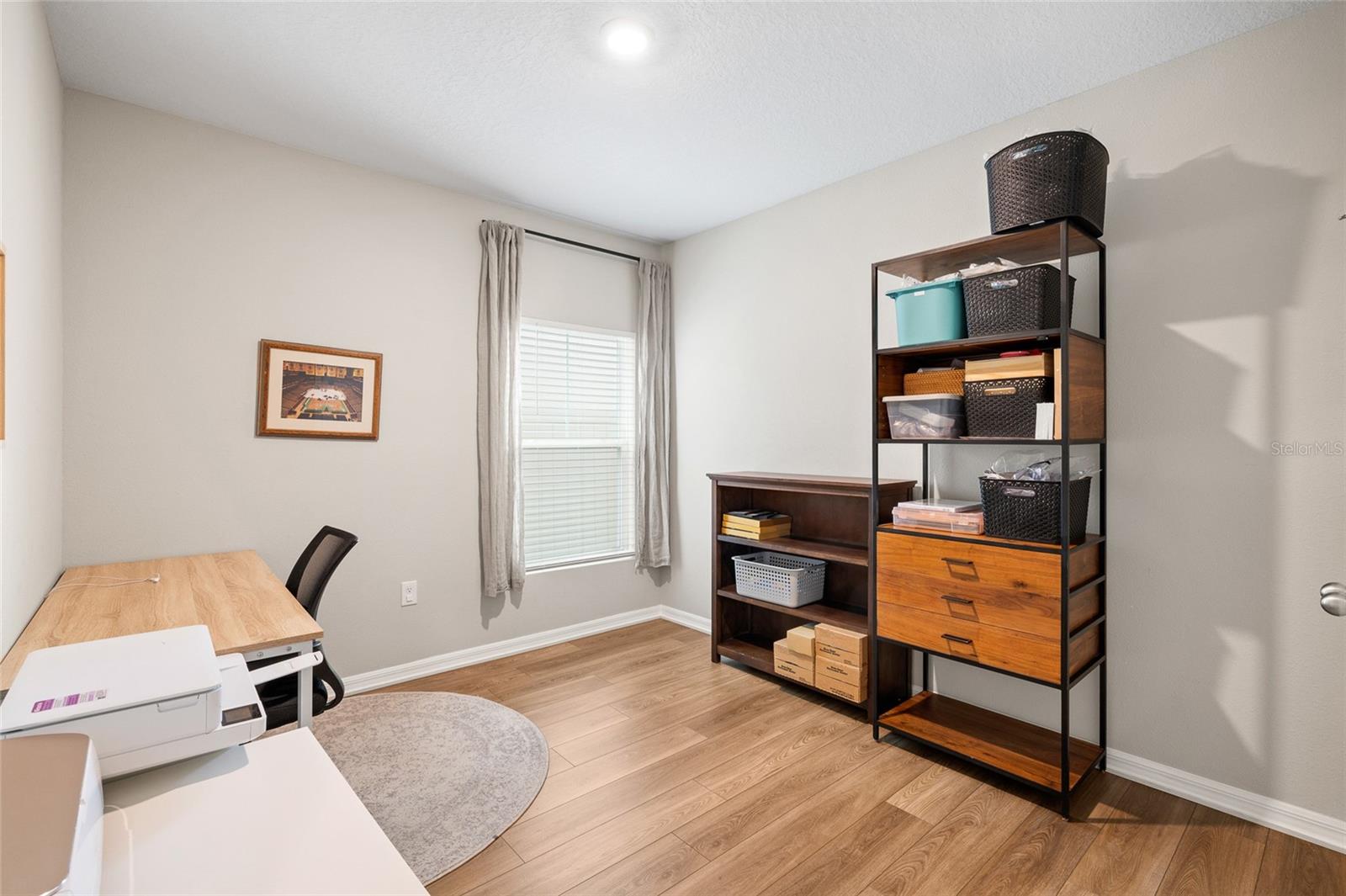 Image 16 of 45 For 12943 Camarillo Place