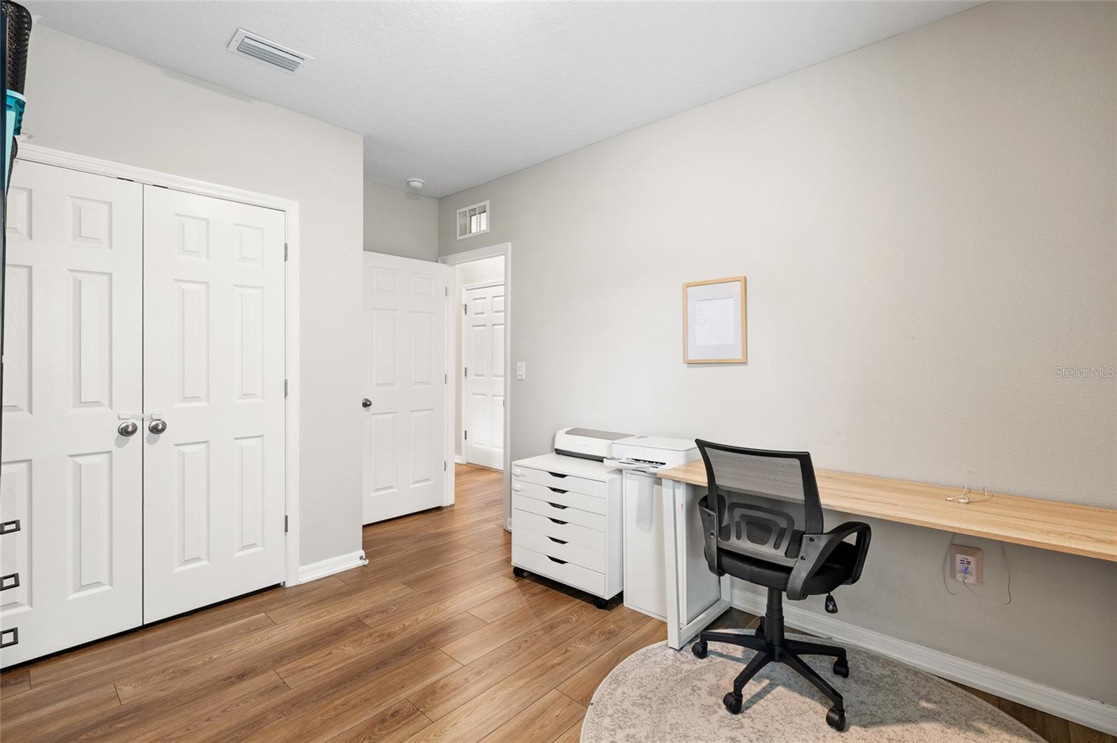 Image 17 of 45 For 12943 Camarillo Place