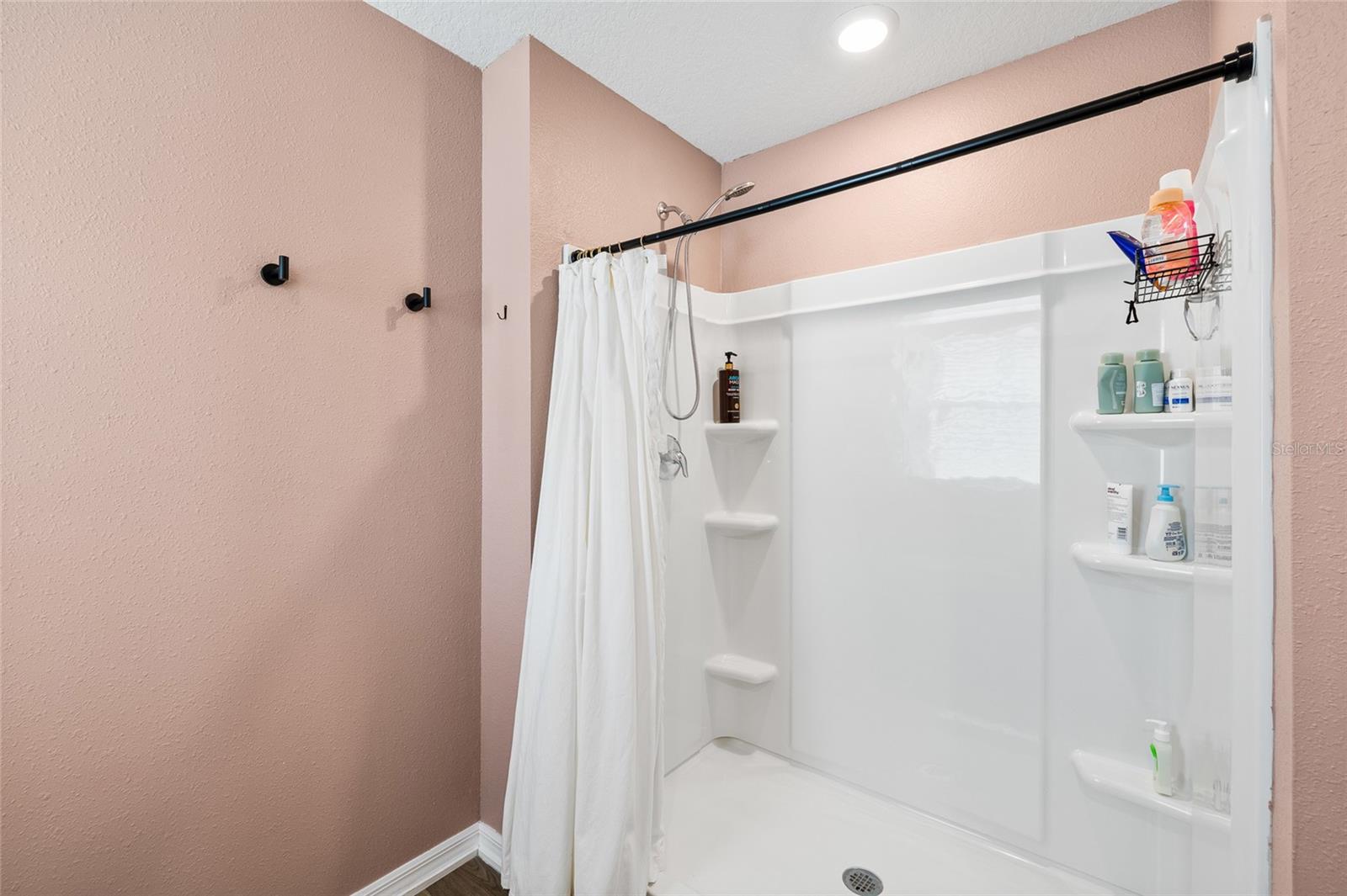 Image 27 of 45 For 12943 Camarillo Place