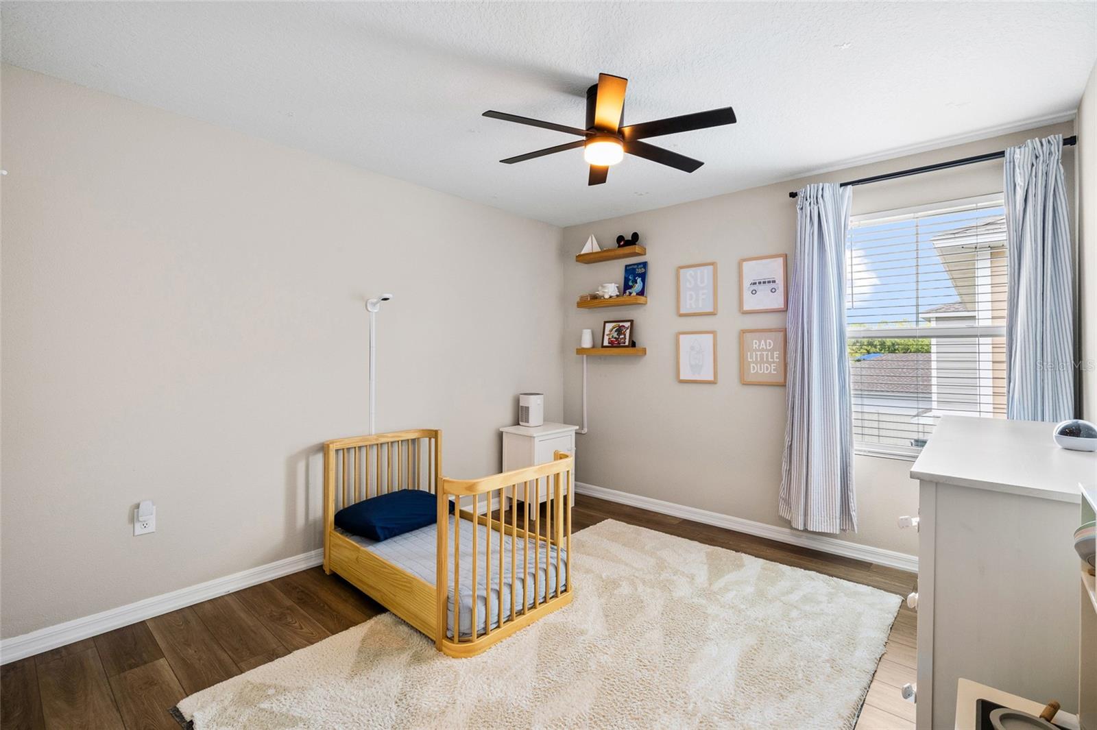 Image 29 of 45 For 12943 Camarillo Place