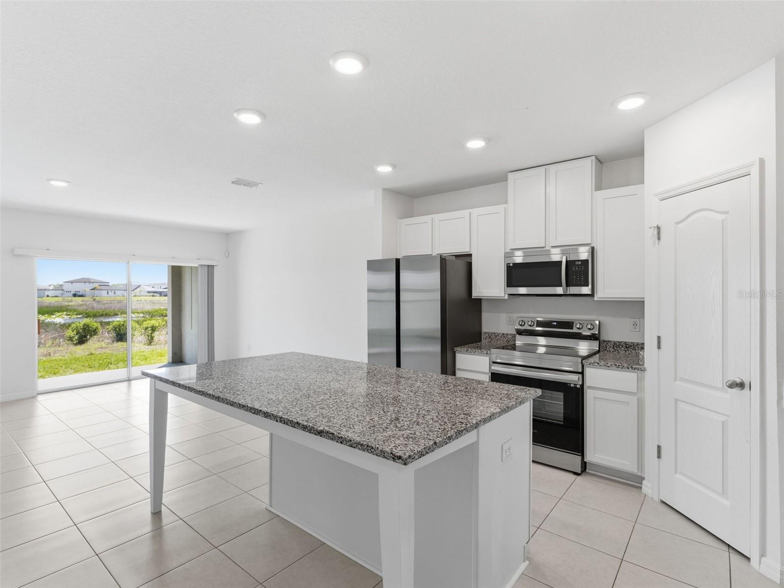 Image 3 of 50 For 32156 Pond Apple Bend