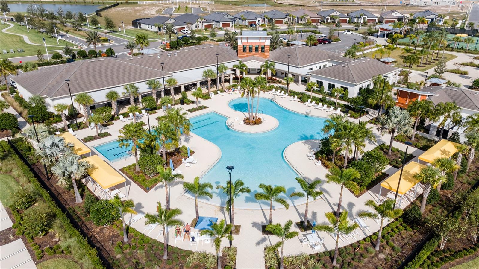 Image 42 of 50 For 32156 Pond Apple Bend