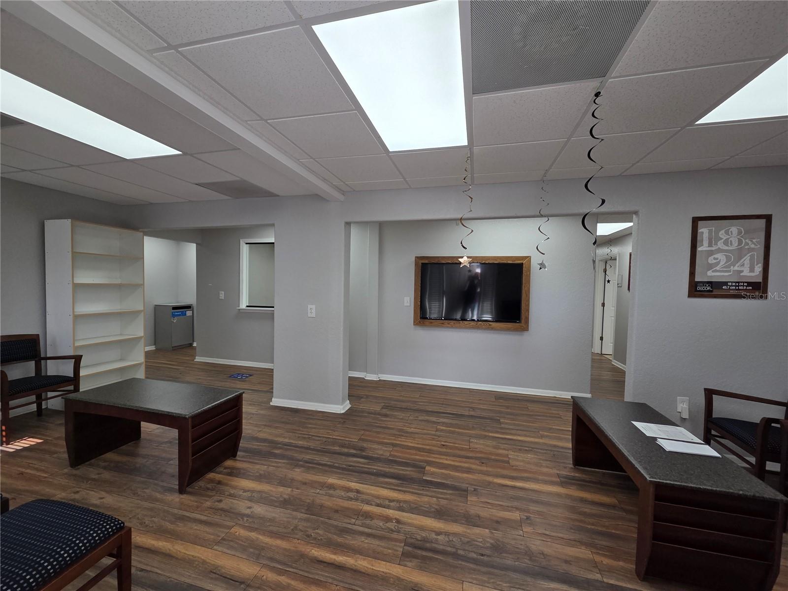 Image 3 of 31 For 143 Oakwood Avenue