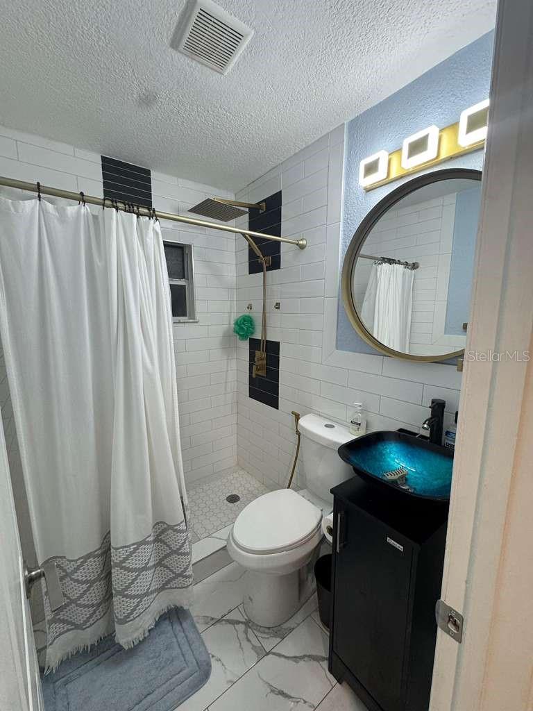 Image 13 of 19 For 2593 38th Avenue N B