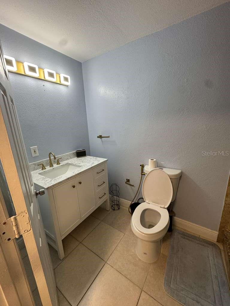 Image 15 of 19 For 2593 38th Avenue N B