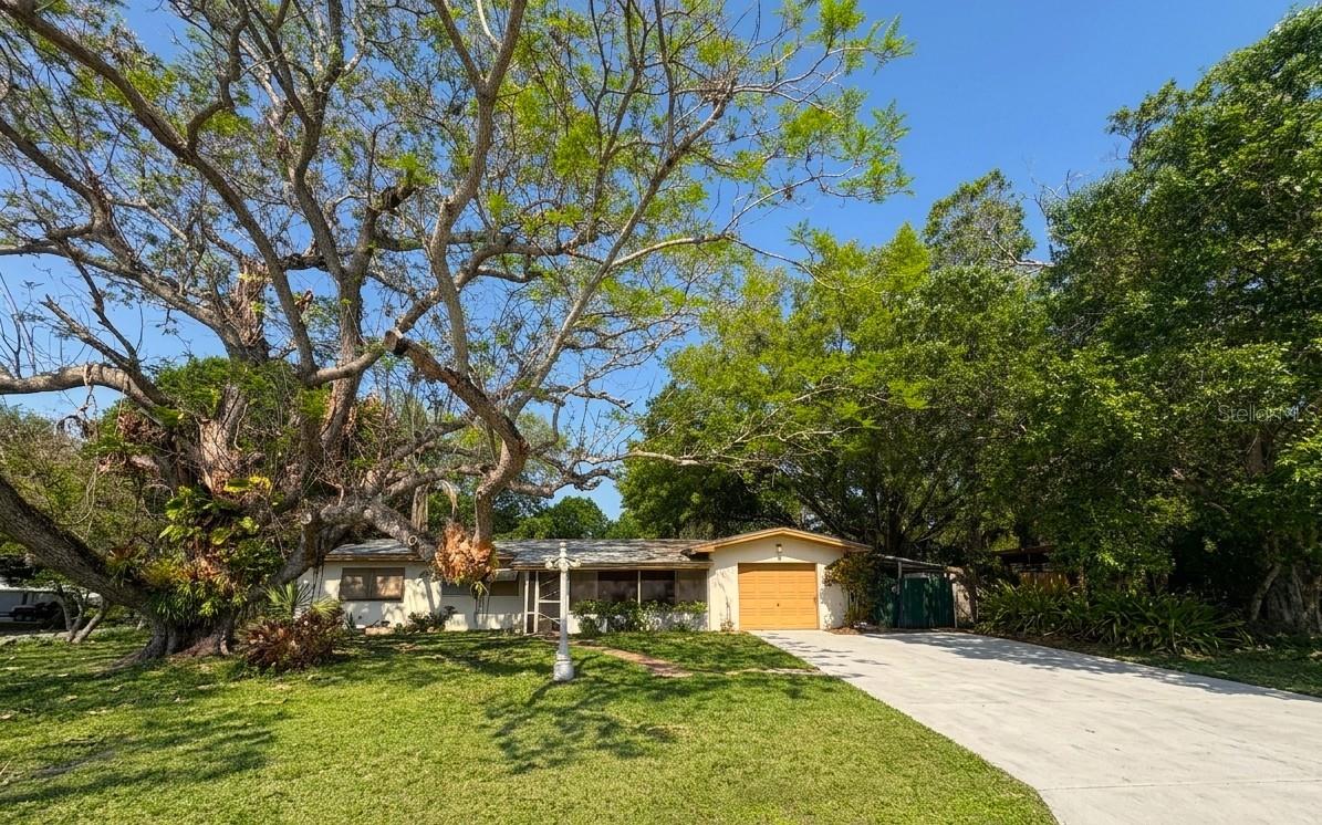 Details for 1799 Lake Circle, FORT PIERCE, FL 34945