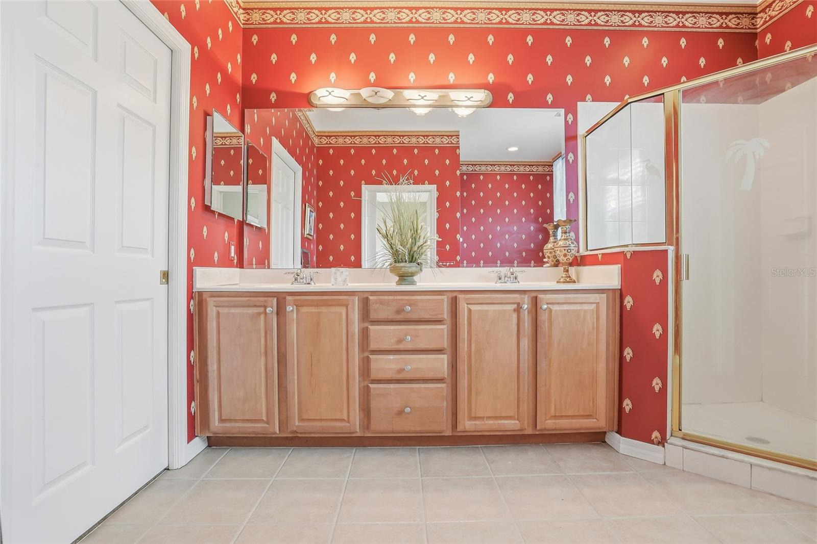 Image 33 of 60 For 1009 34th Drive W