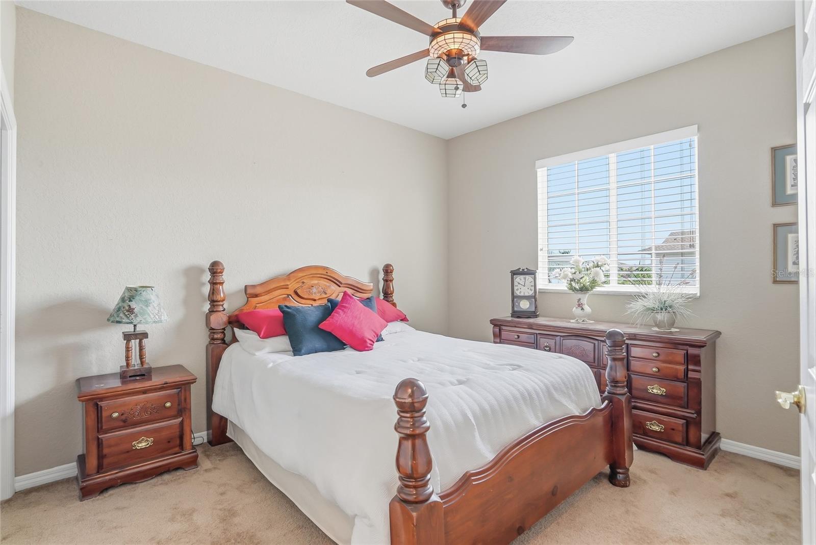 Image 38 of 60 For 1009 34th Drive W