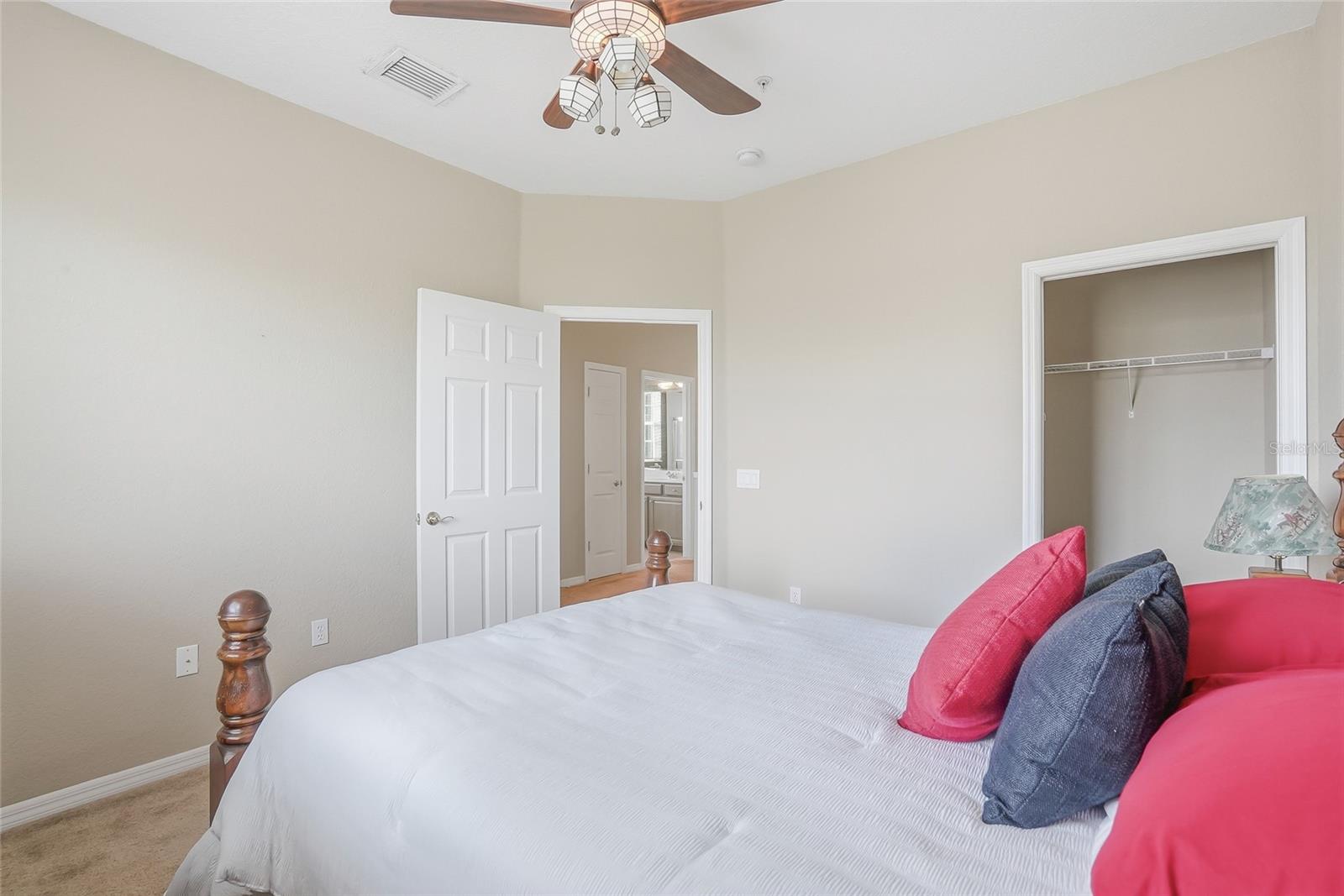 Image 39 of 60 For 1009 34th Drive W