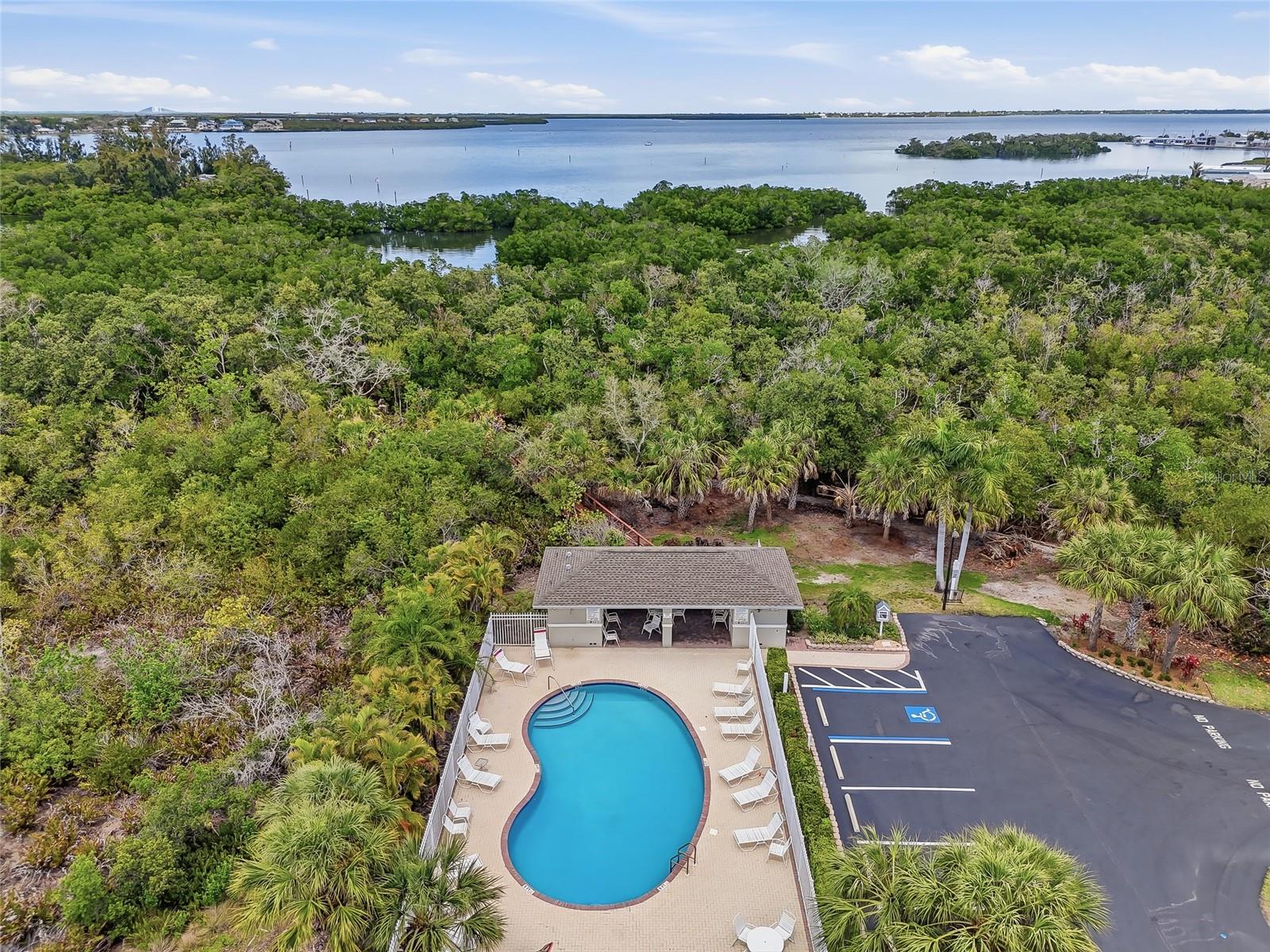 Image 50 of 60 For 1009 34th Drive W