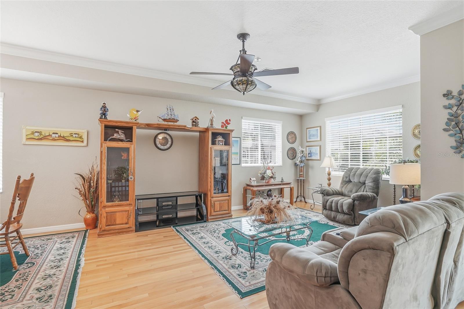 Image 8 of 60 For 1009 34th Drive W