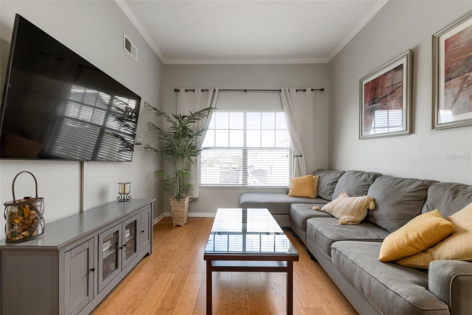 Image 23 of 44 For 800 Dakota Avenue 435