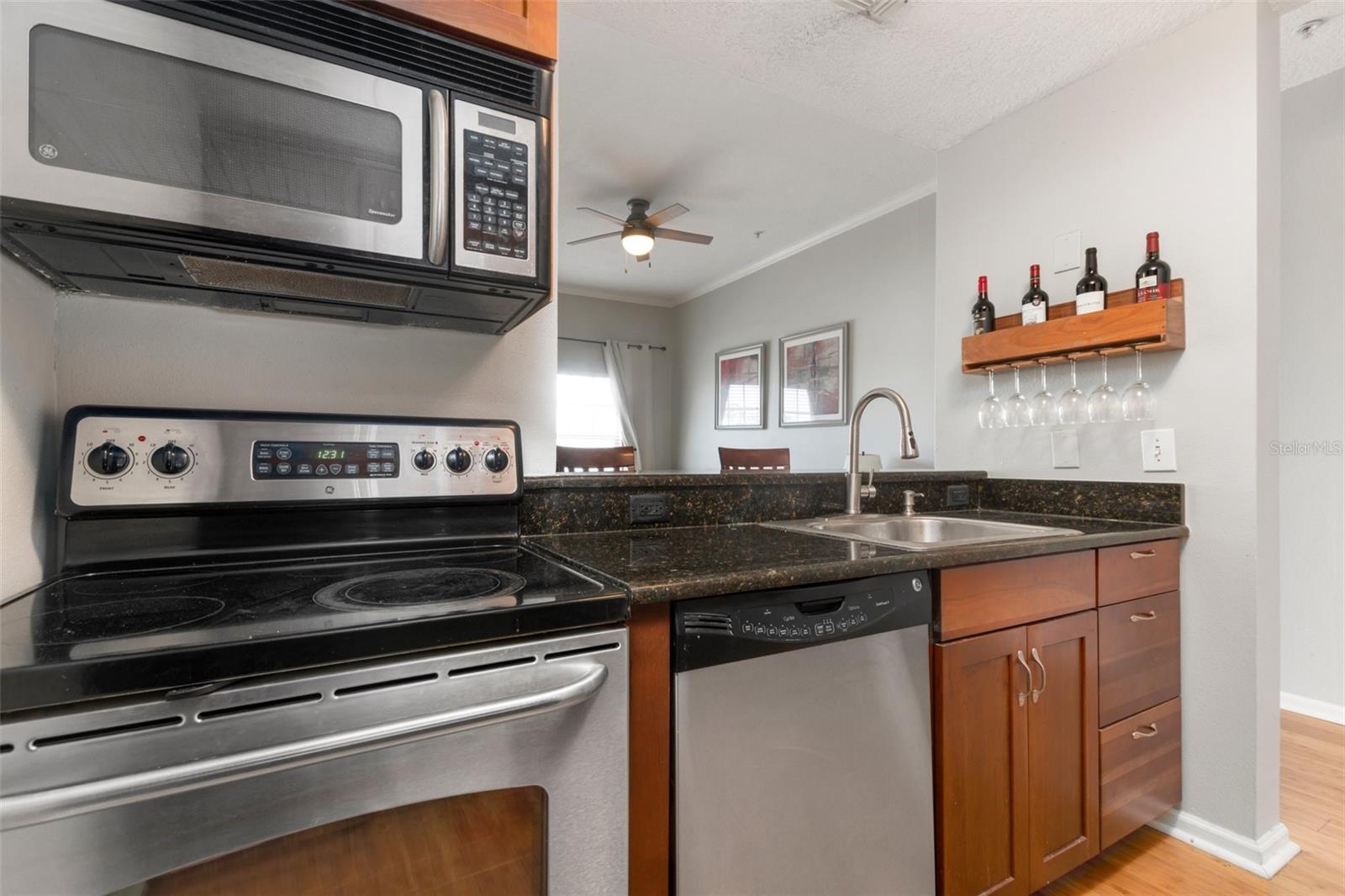 Image 29 of 44 For 800 Dakota Avenue 435