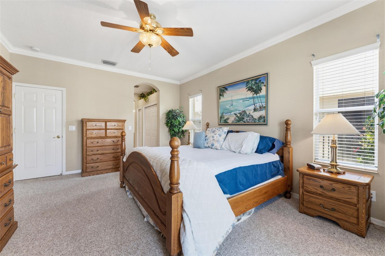 Image 12 of 41 For 5925 Jefferson Park Drive