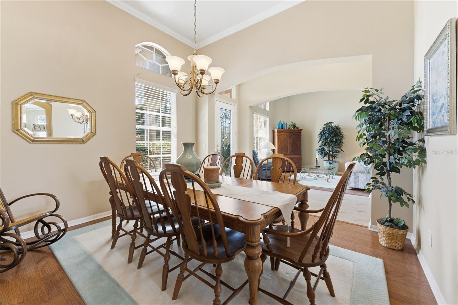 Image 8 of 41 For 5925 Jefferson Park Drive